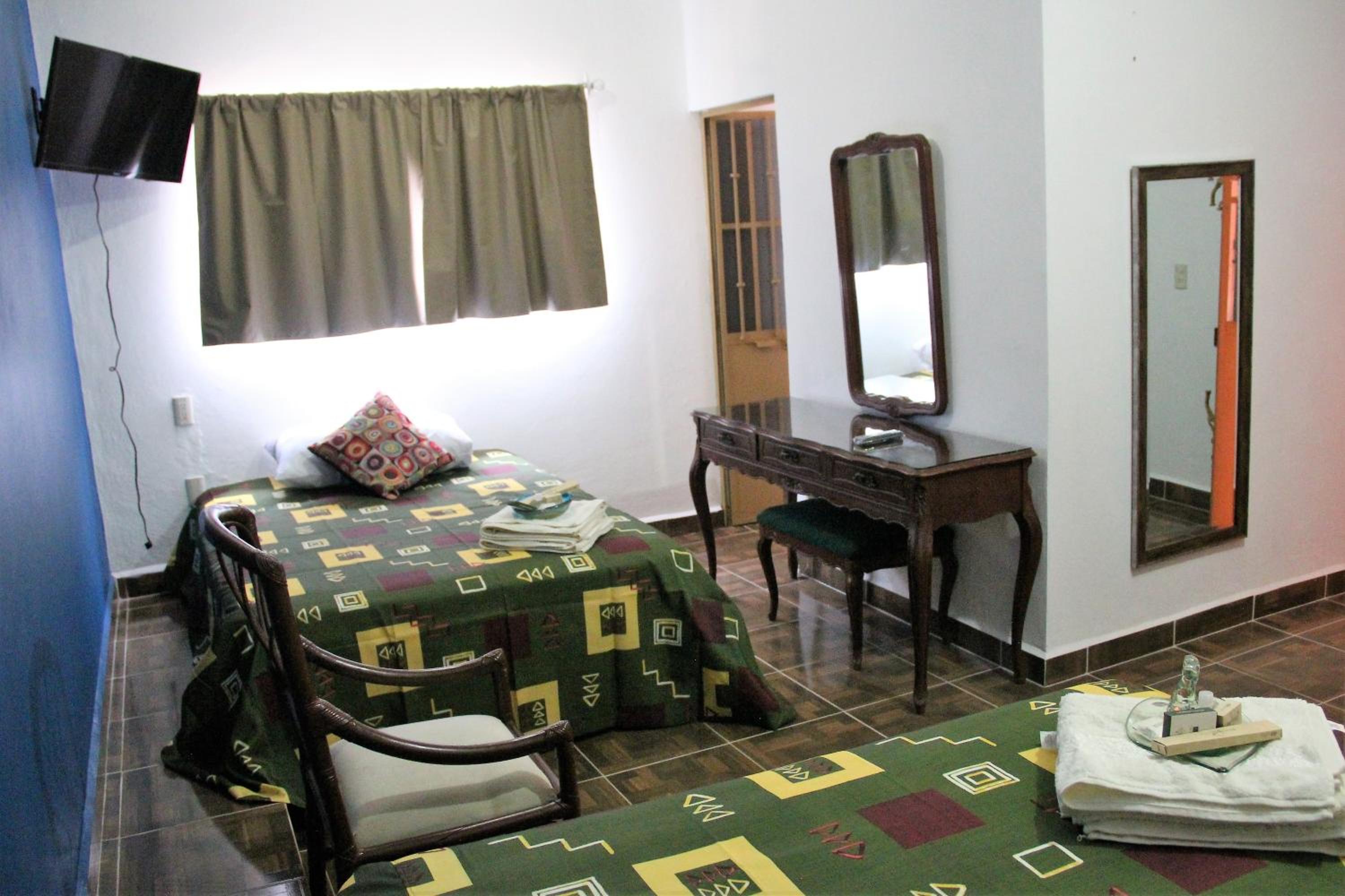 Double Room with Two Double Beds photo 3