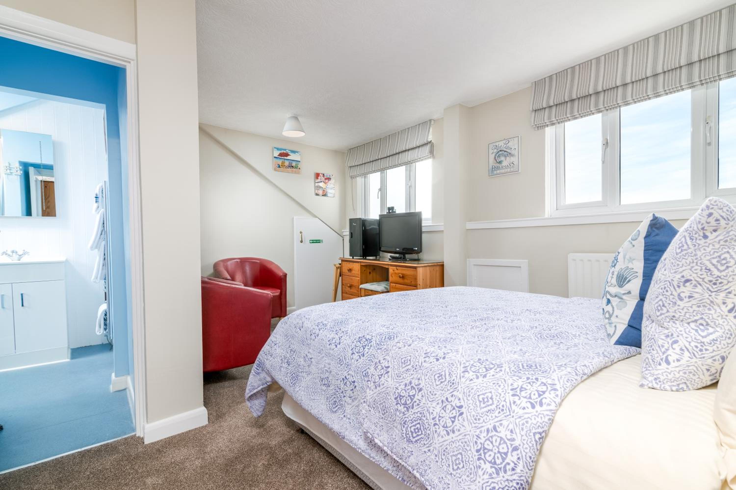 Double Room with Private Bathroom photo 3