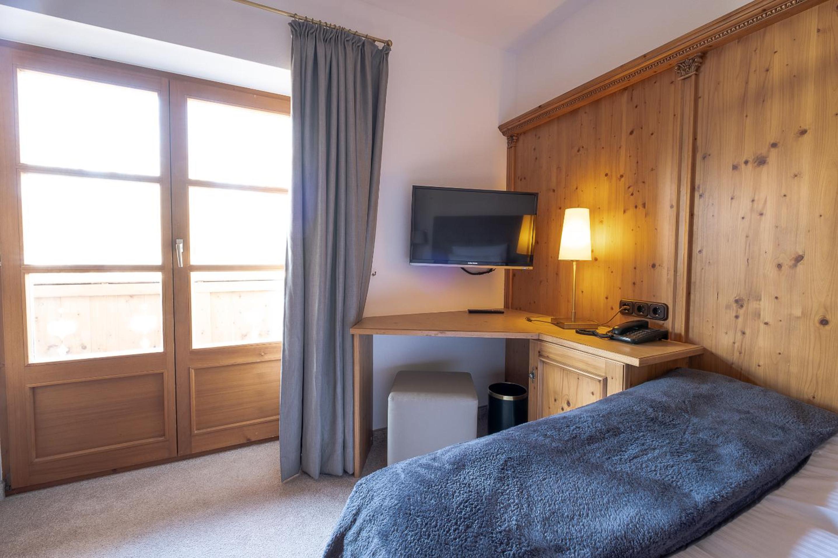 Single Room photo 3
