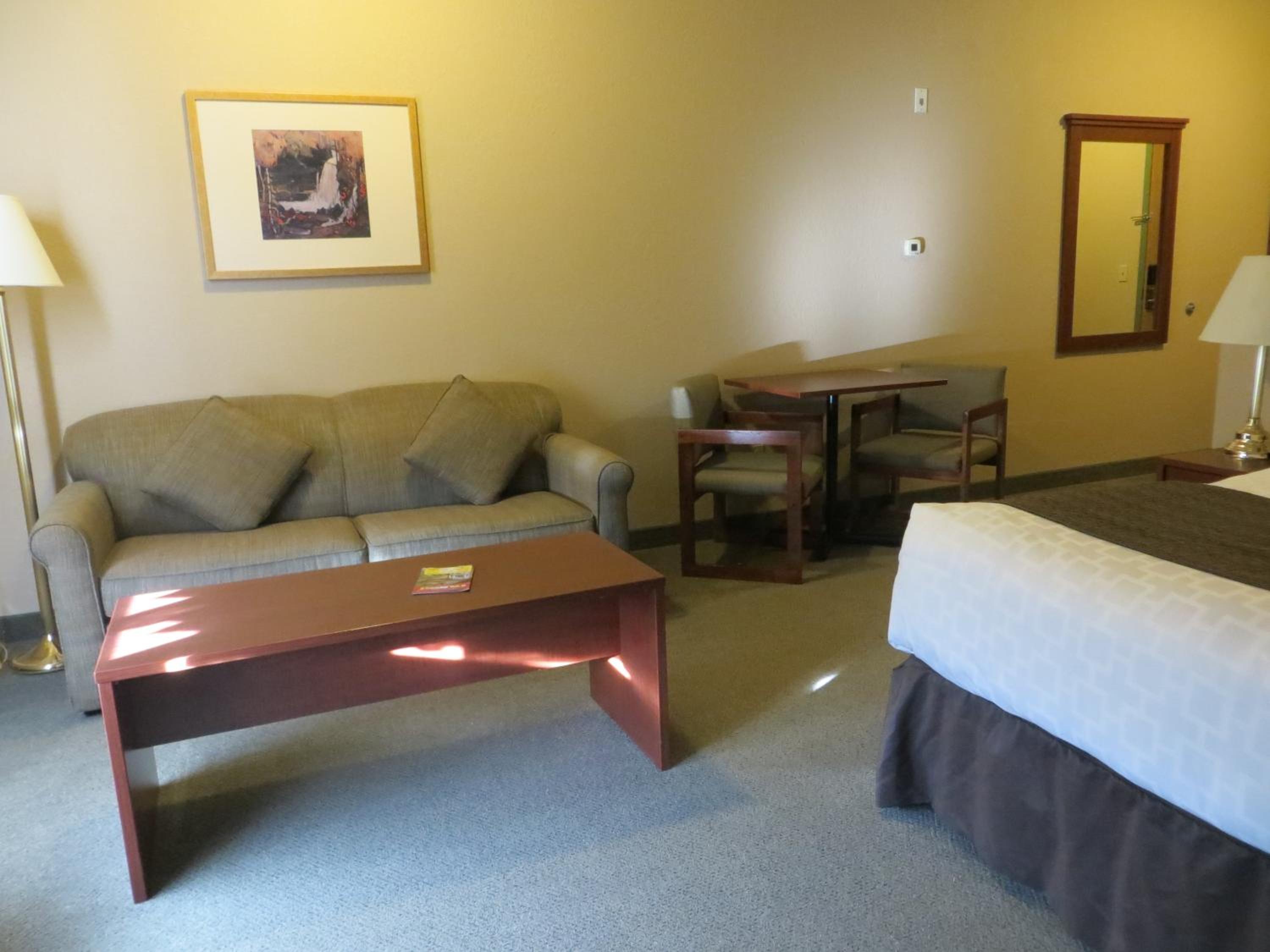 Upper Floor King Room - Disability Access/Non-Smoking - Photo 9