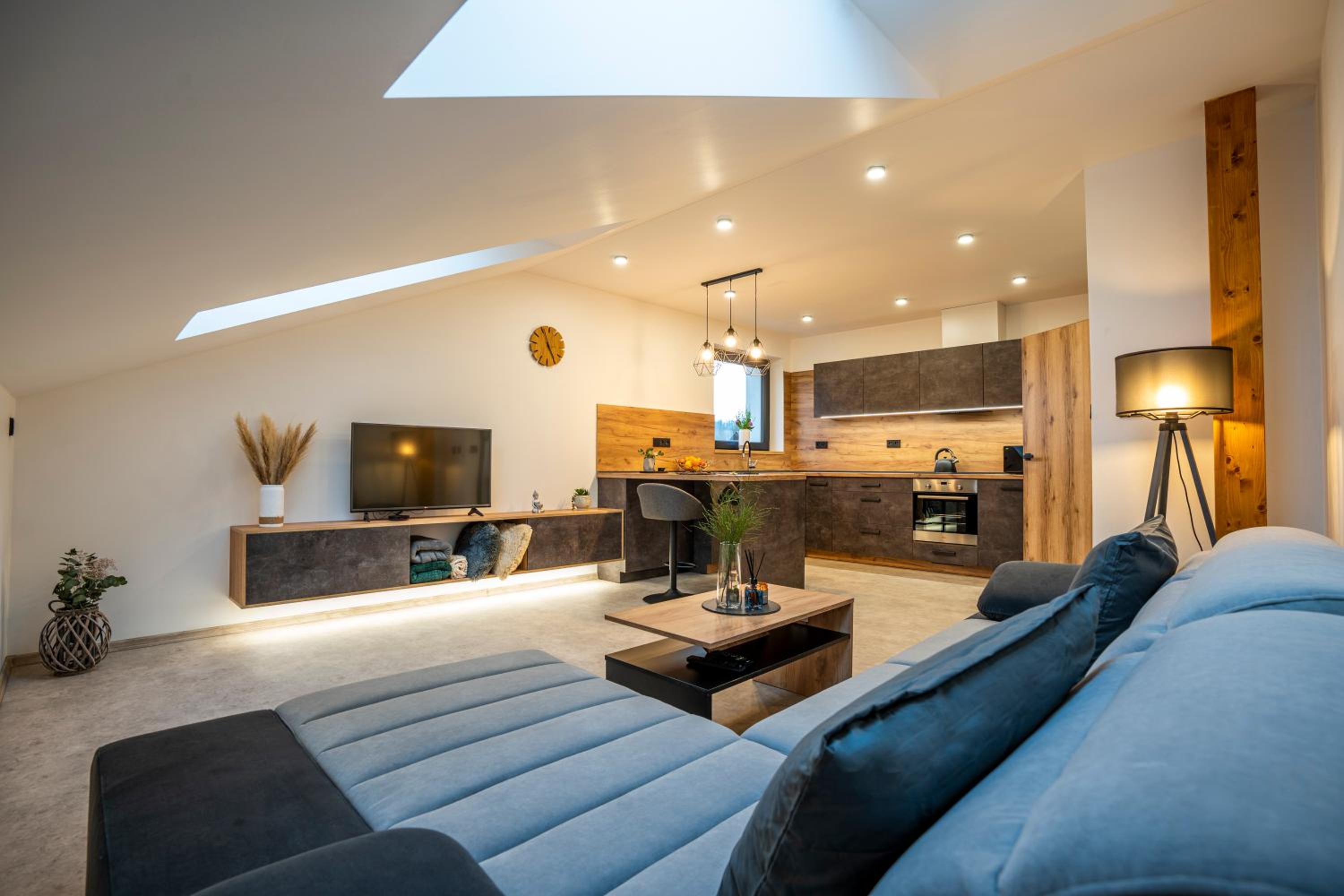 One-Bedroom Apartment
