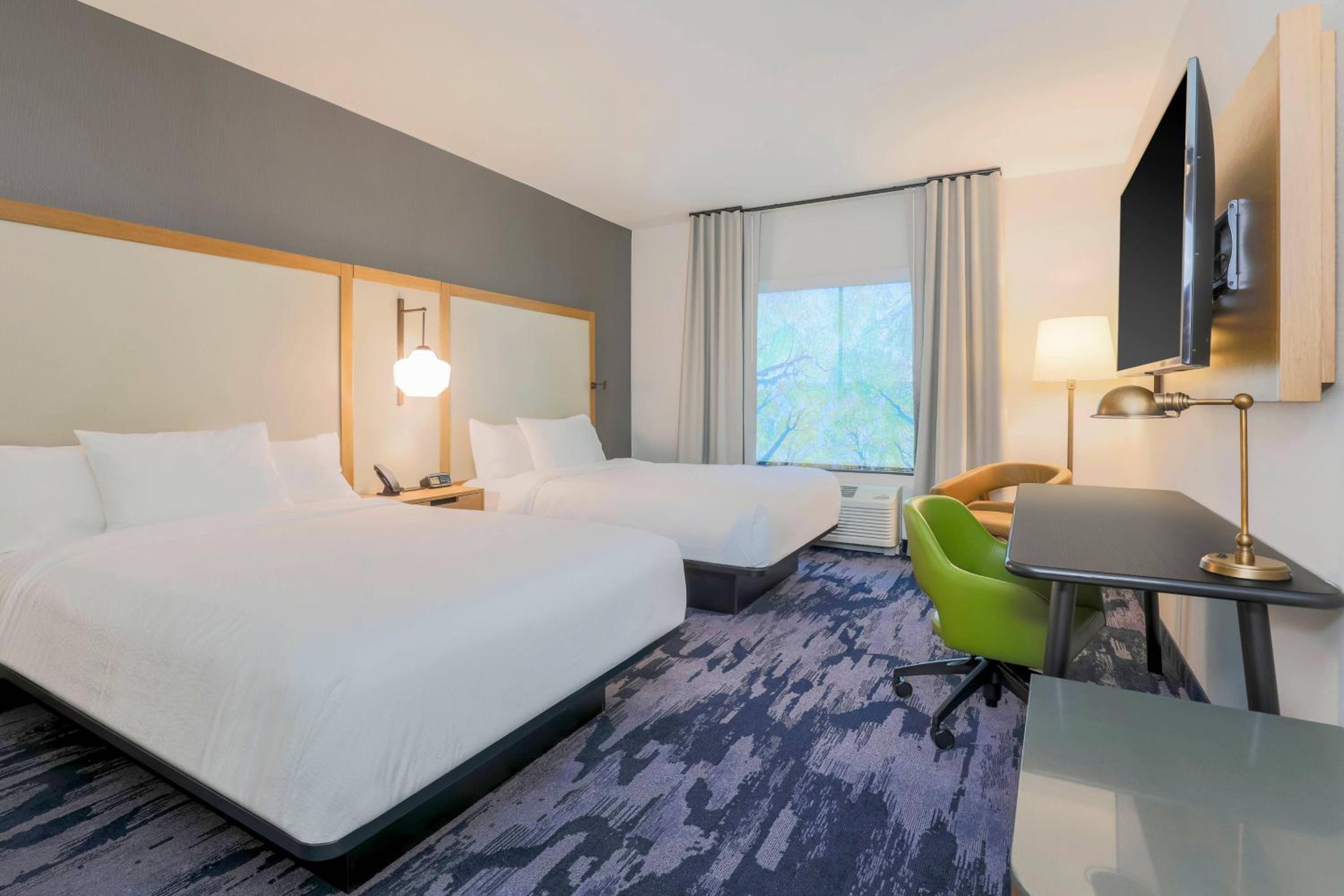 Double Queen Room - Photo 4