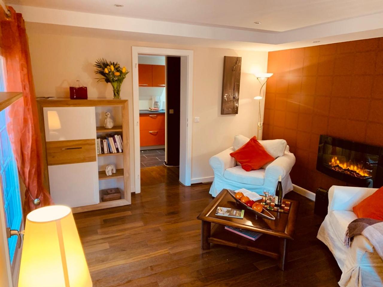 Apartment with Terrace photo 1