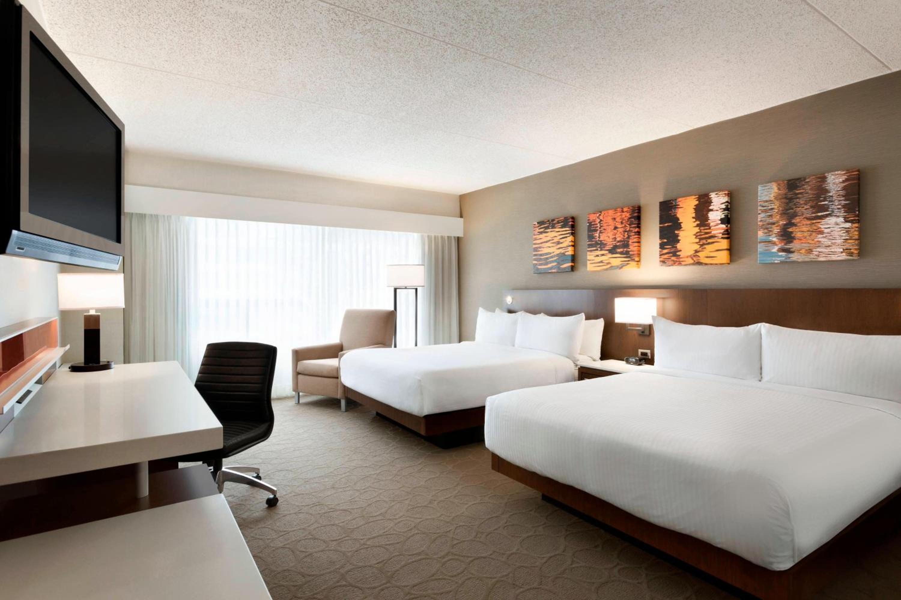 Queen Room with Two Queen Beds - Photo 1