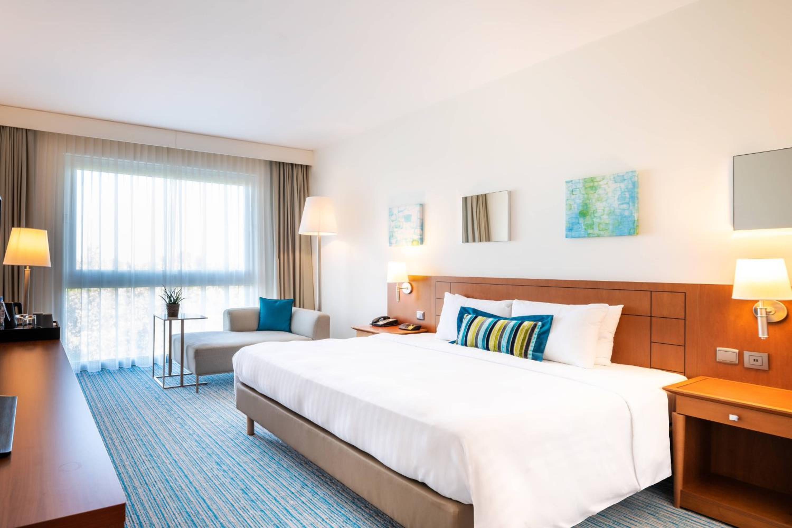 Deluxe Room, Guest room, 1 King