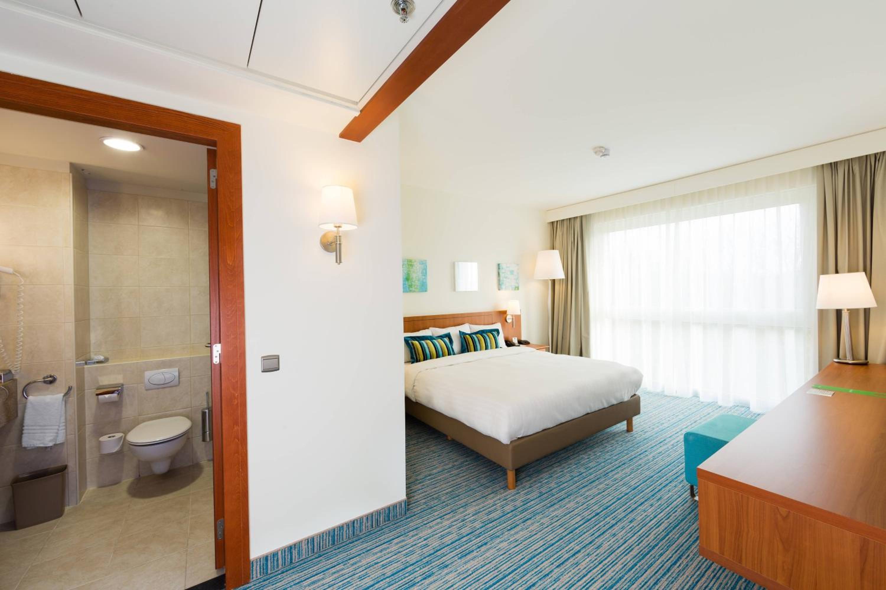 Superior Room, Guest room, 1 King