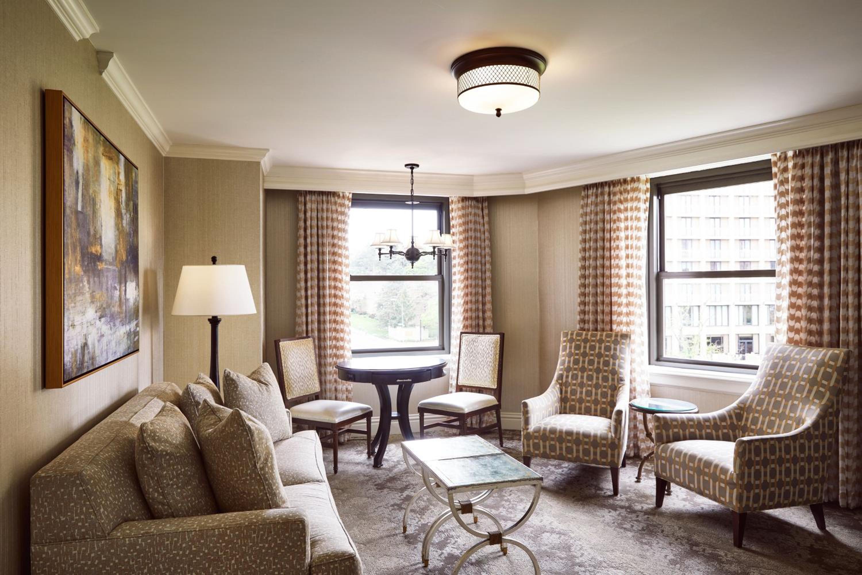 Premier Suite - Photo 1
