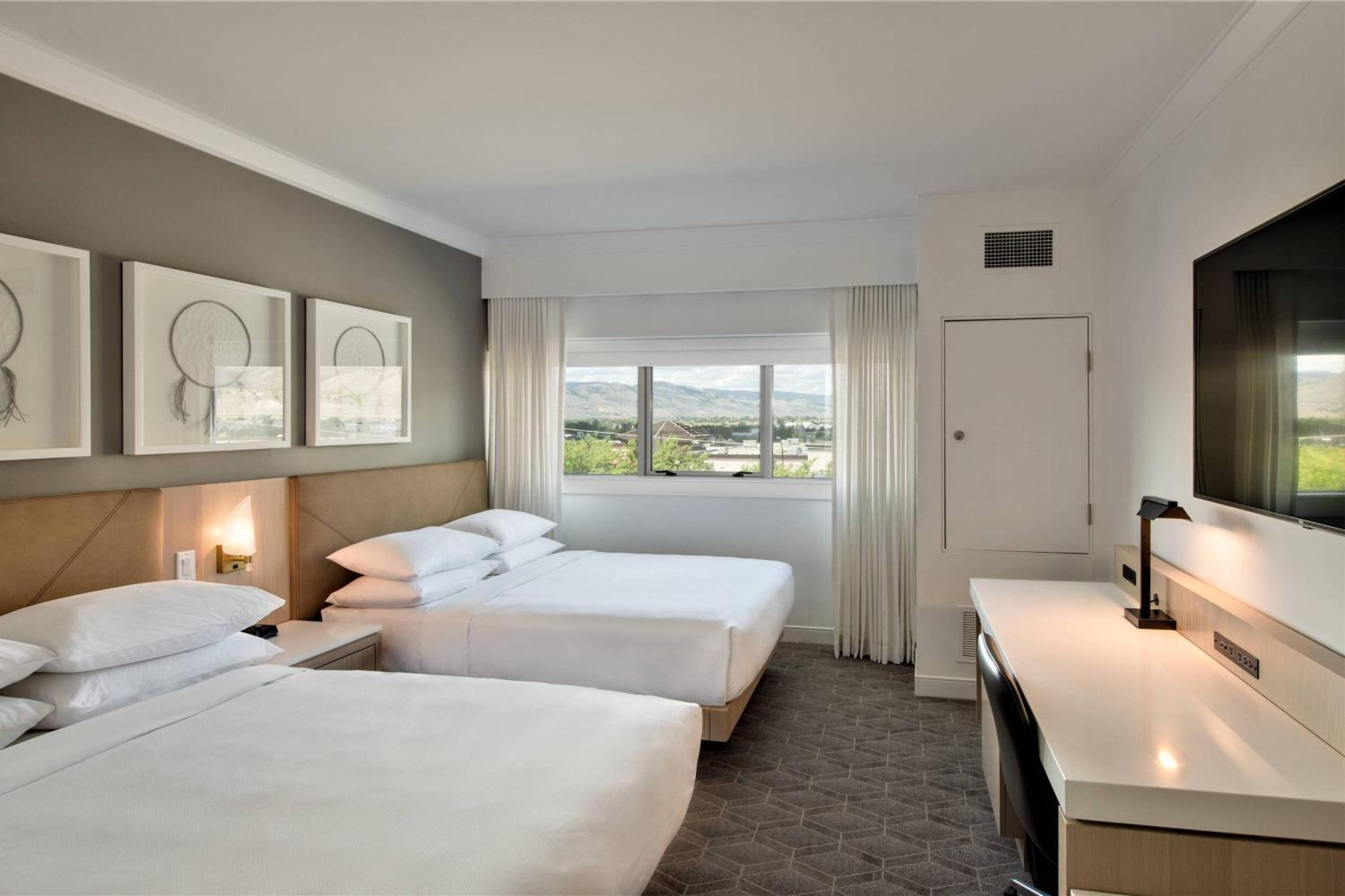 Guest room, 2 Queen - Photo 4