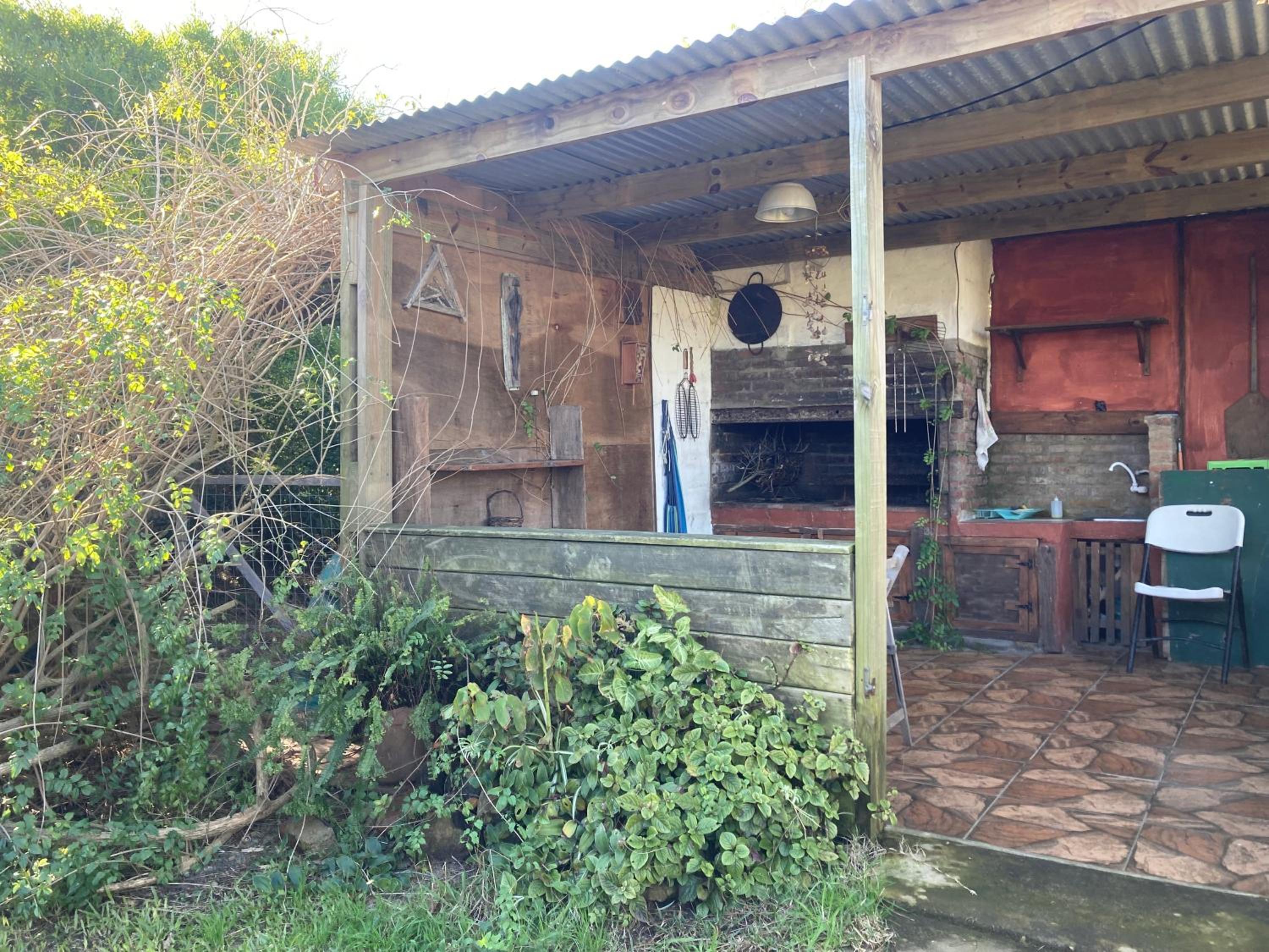 Two-Bedroom House photo 3