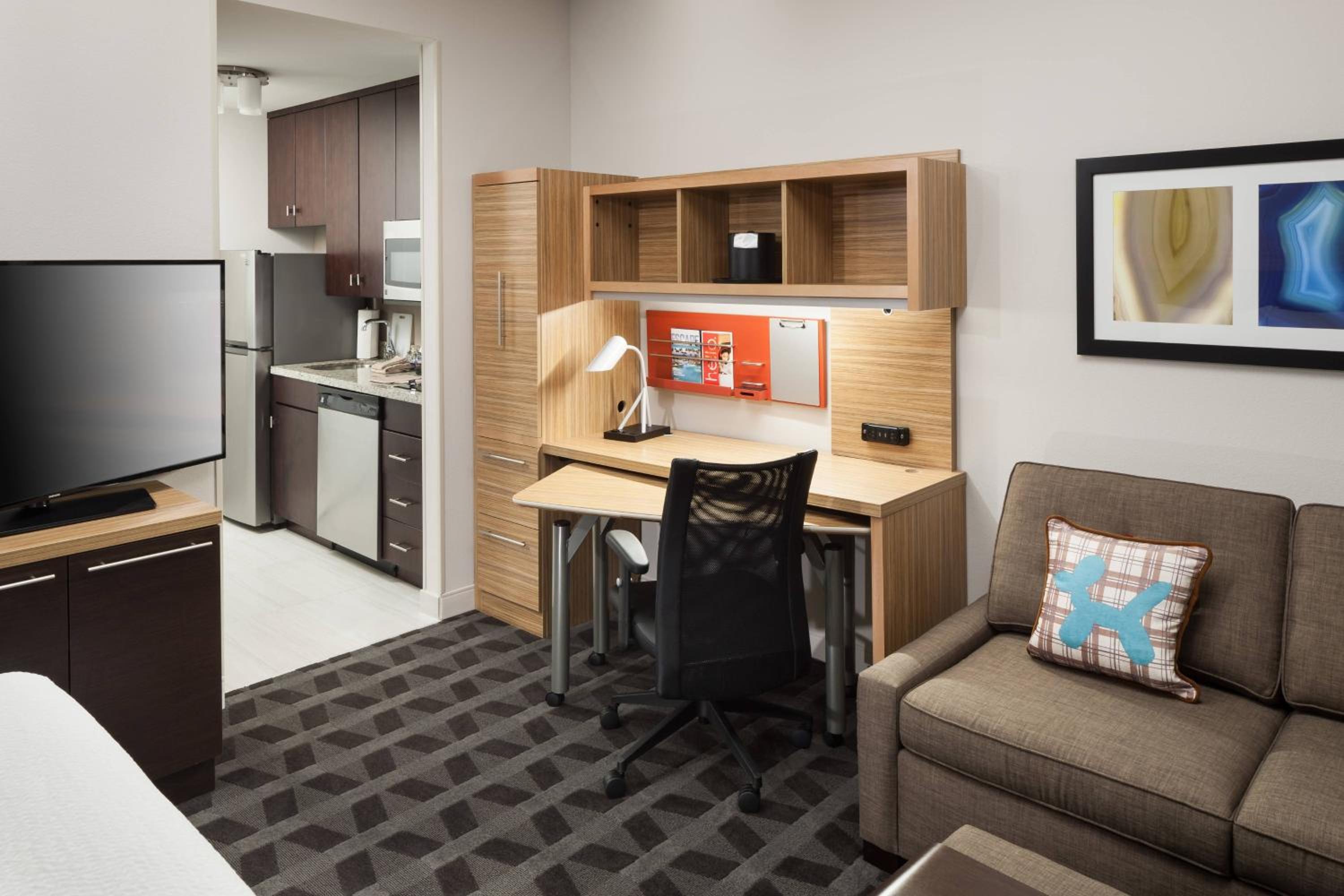 King Studio with Sofa Bed