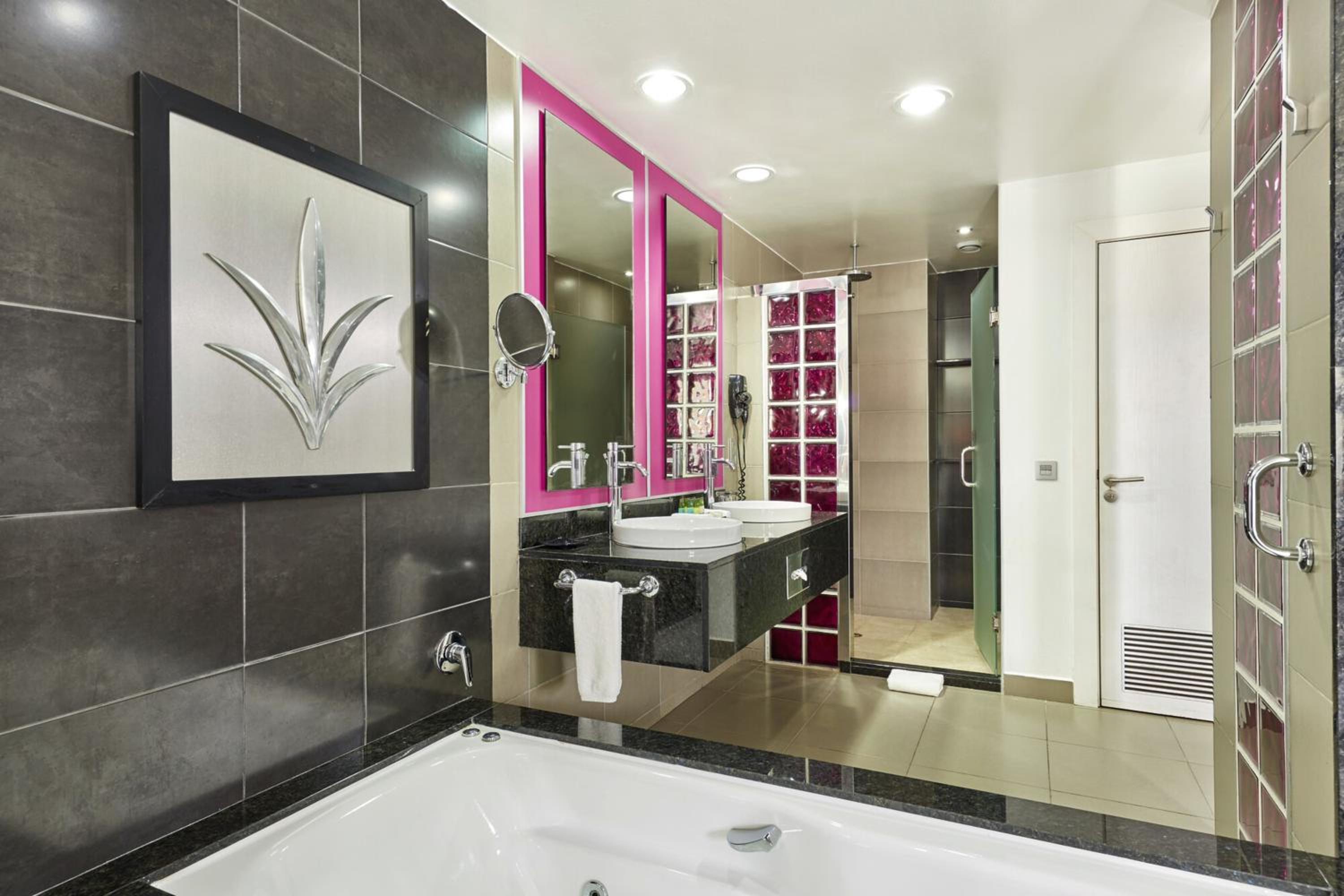 Suite photo 3