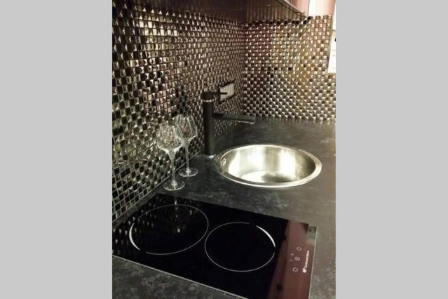 Studio Apartment photo 3