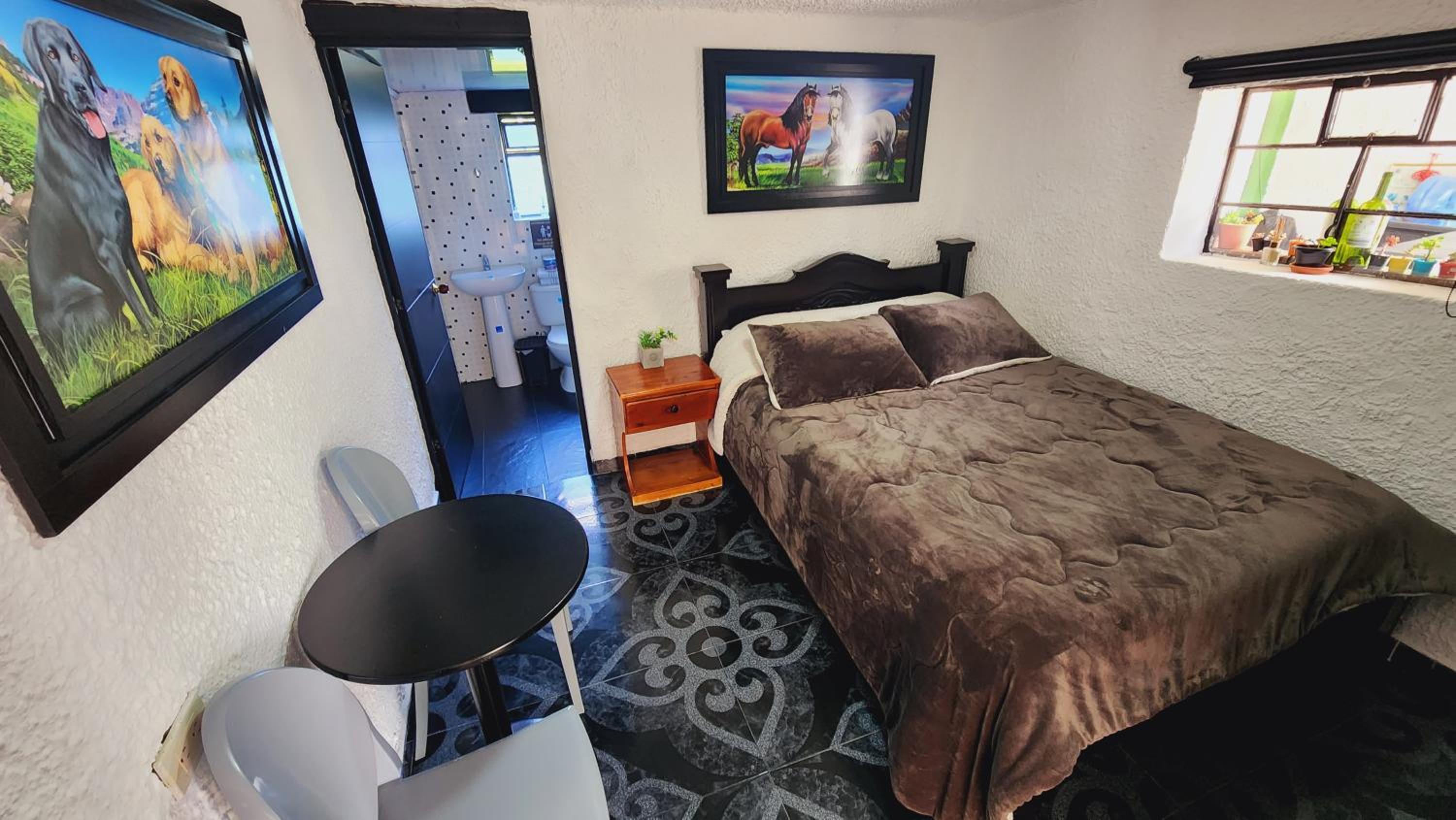 Double Room with Private Bathroom photo 1