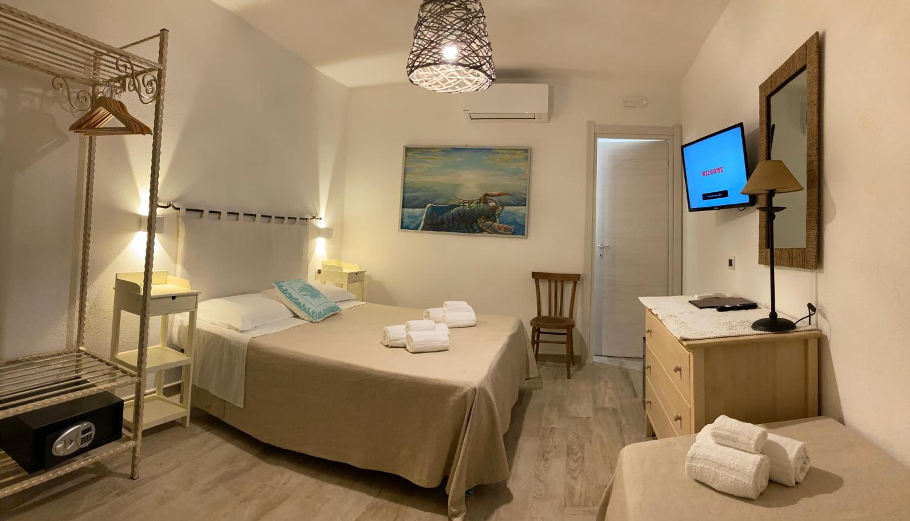 Deluxe Triple Room with Sea View photo 1