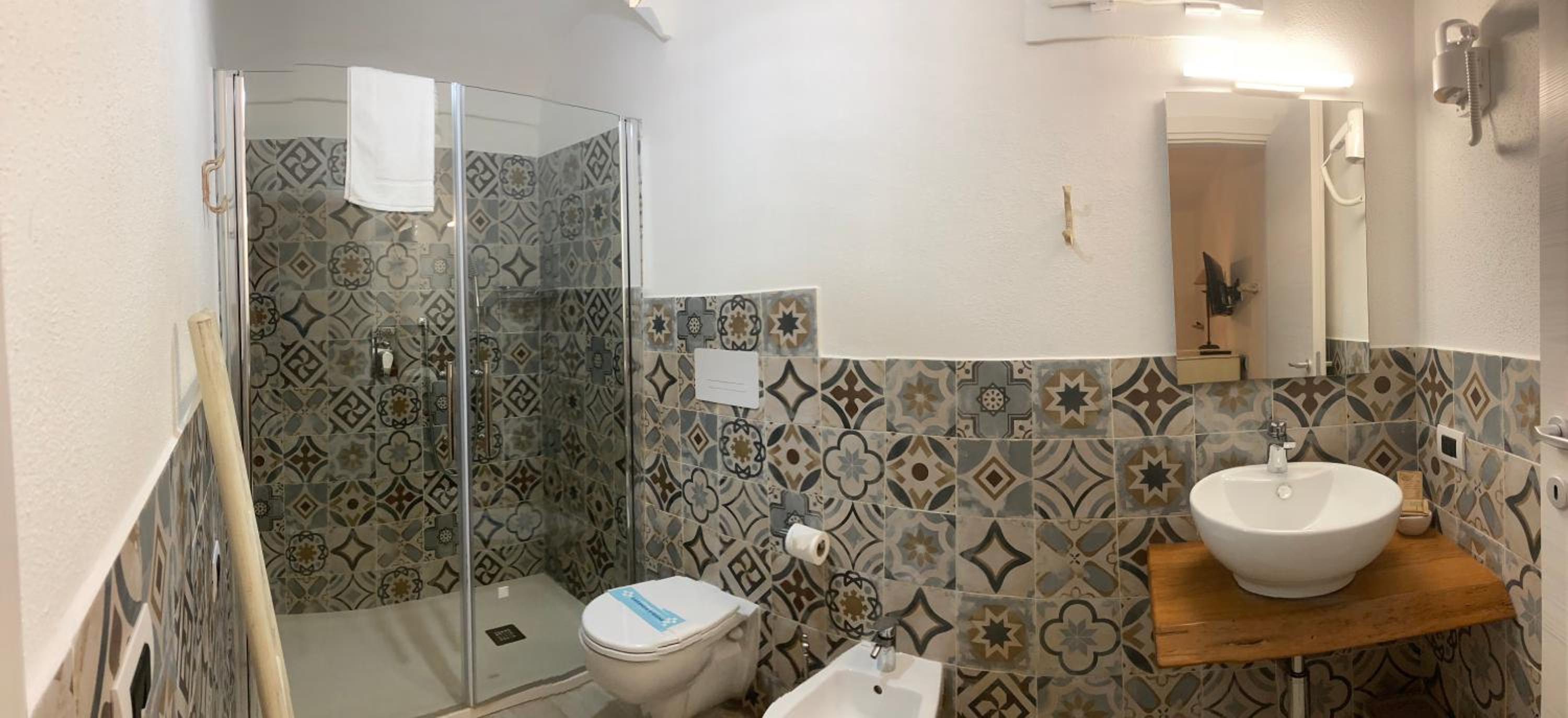 Deluxe Double or Twin Room with Sea View photo 2
