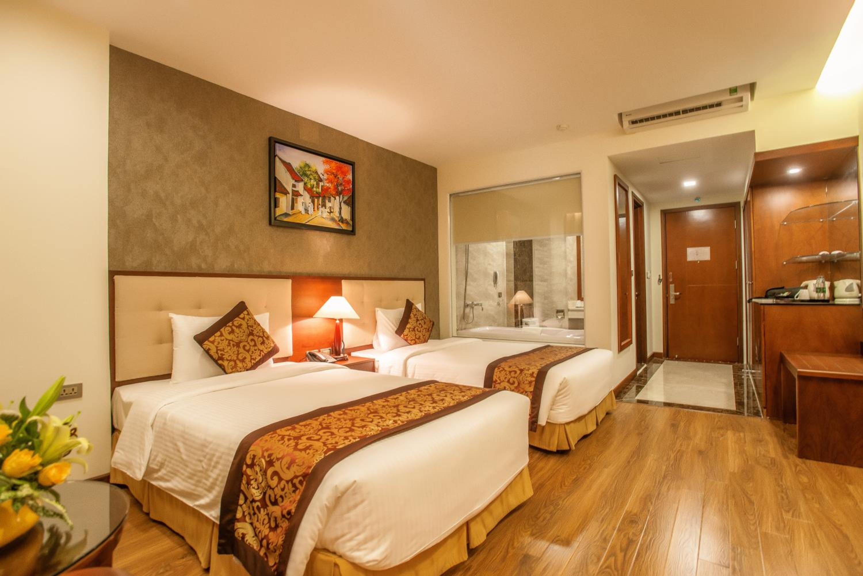Deluxe Twin Room photo 2