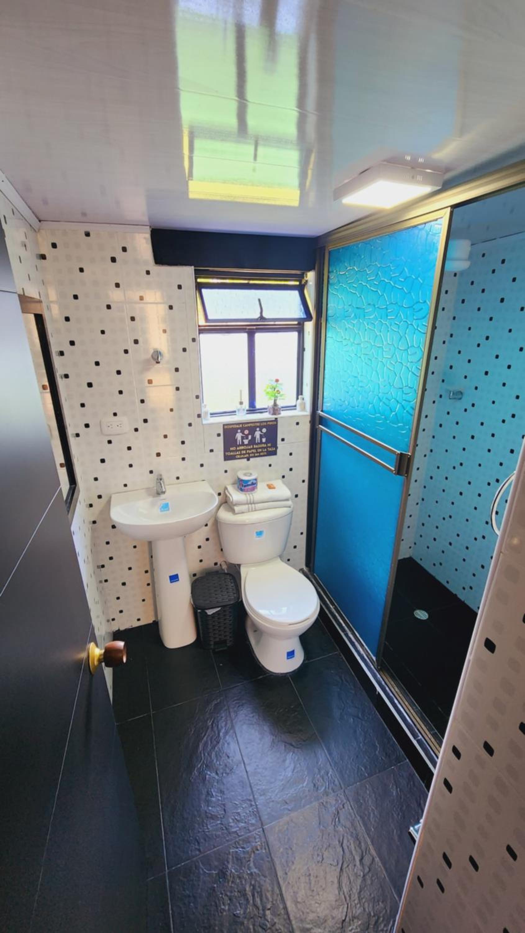 Double Room with Private Bathroom photo 2