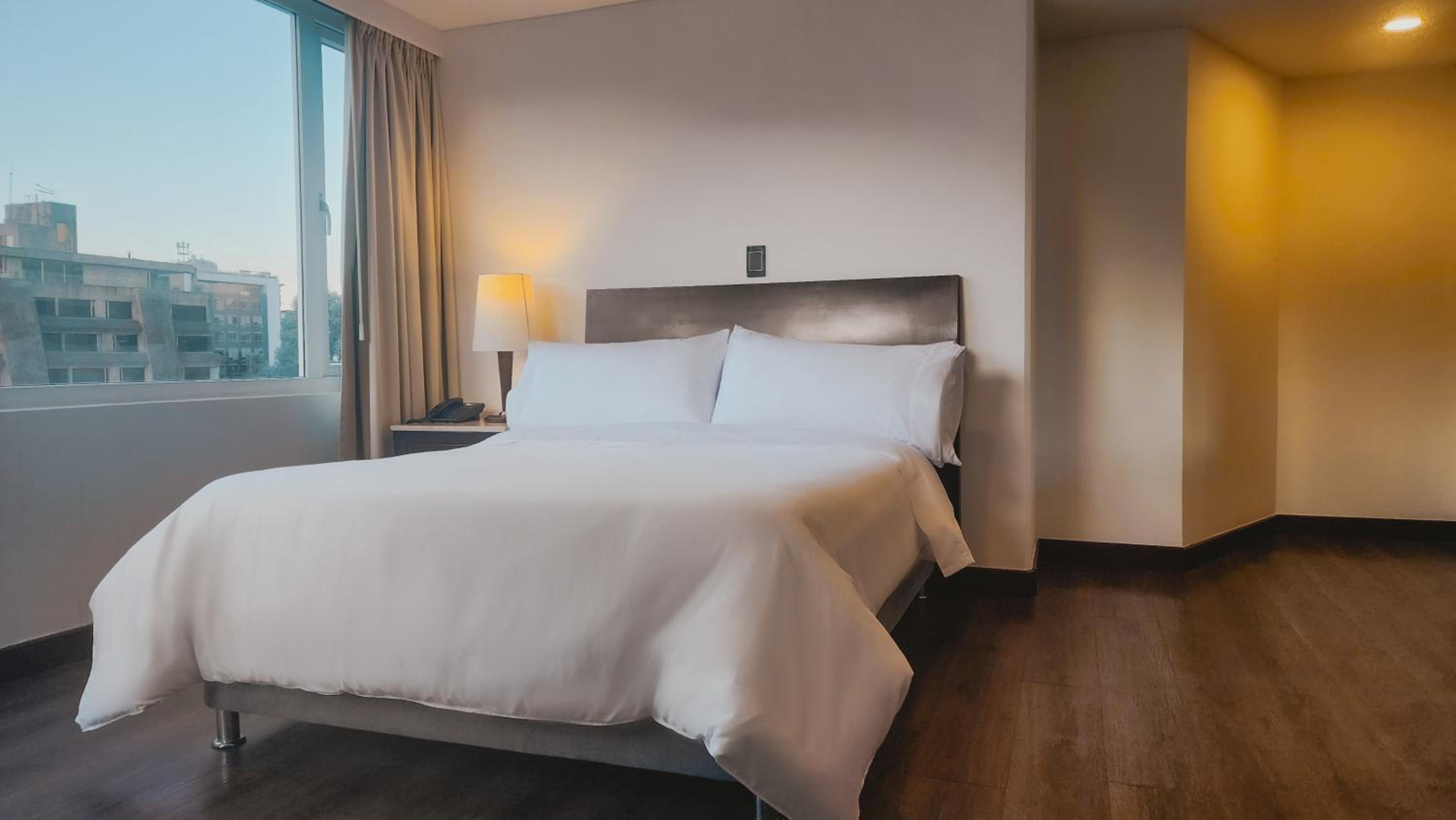 Standard Double Room - Photo 3