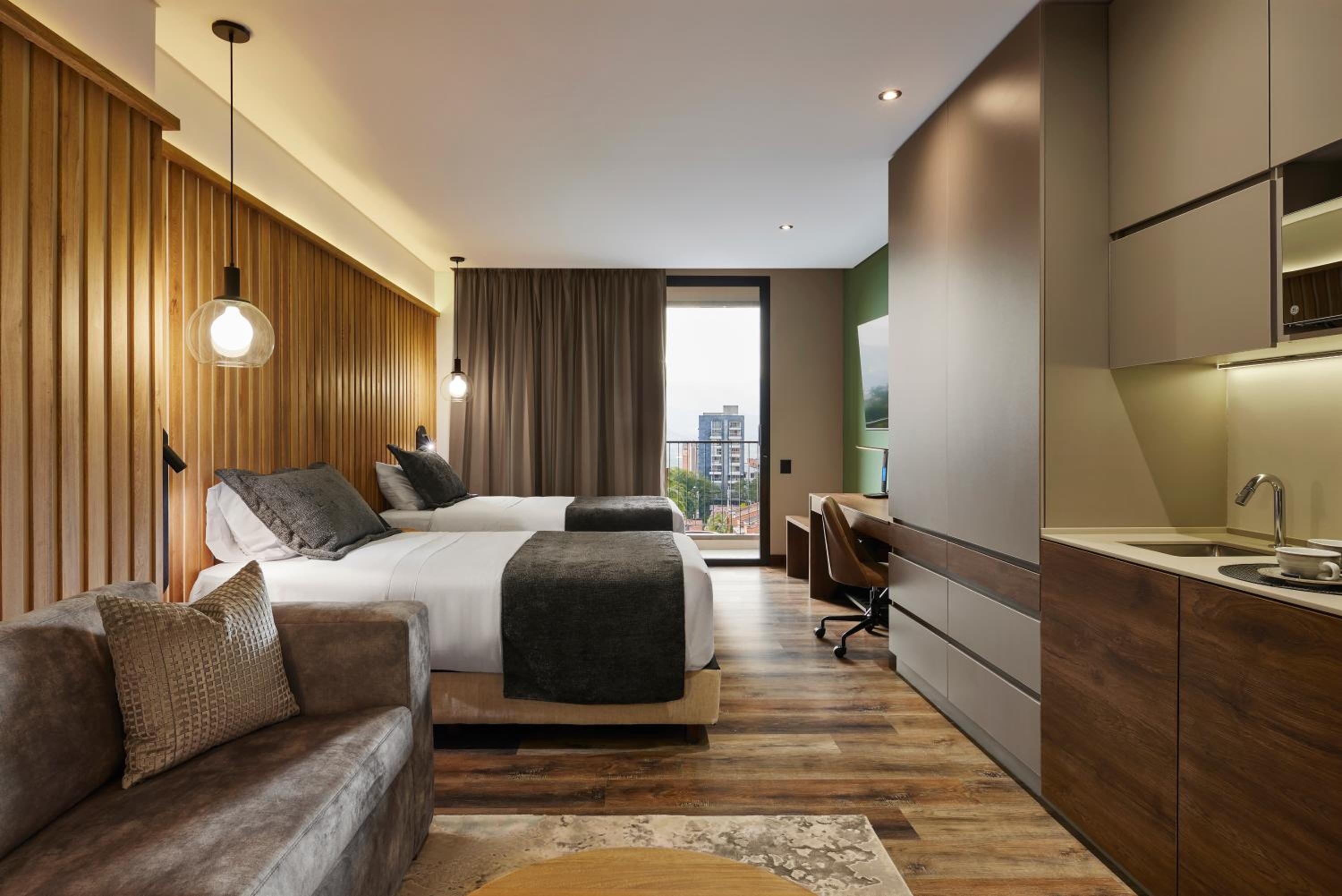 Twin Room with Balcony photo 2