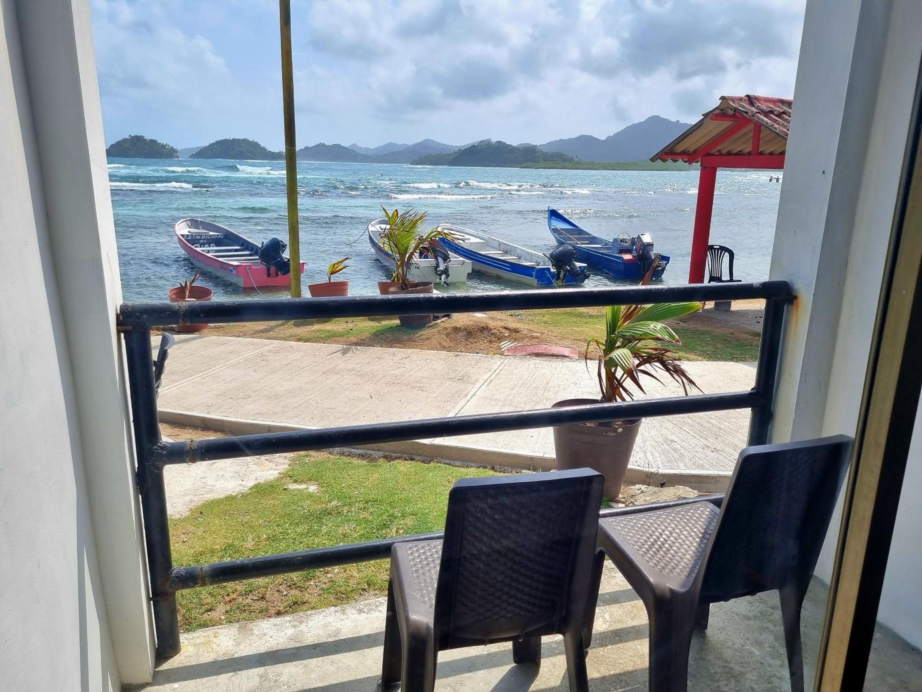 Quadruple Room with Sea View photo 3