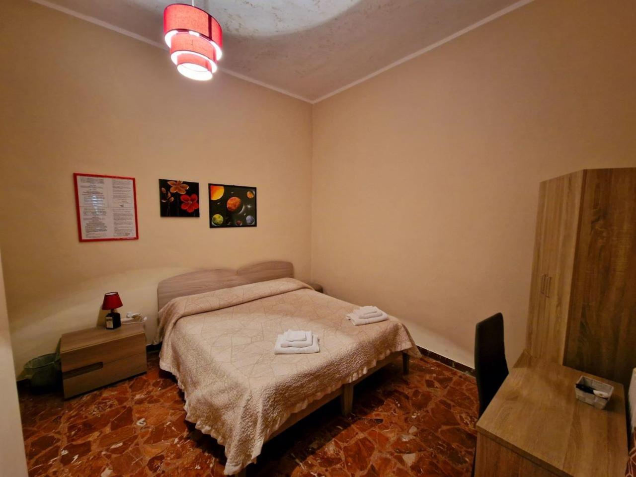 Double Room with Private Bathroom photo 3