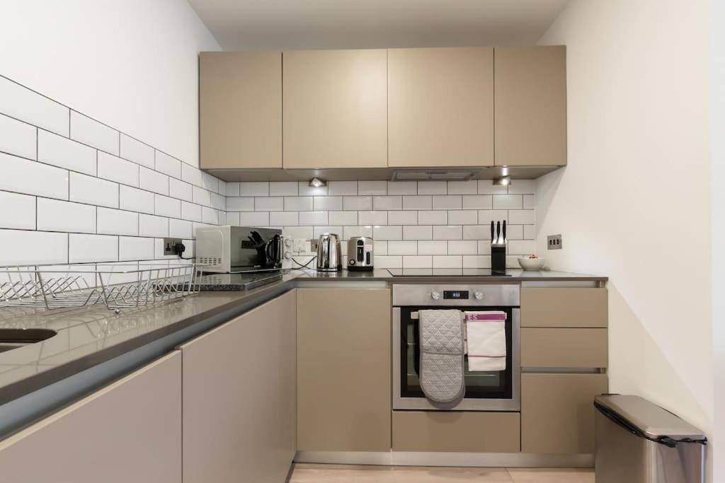 Two-Bedroom Apartment photo 2