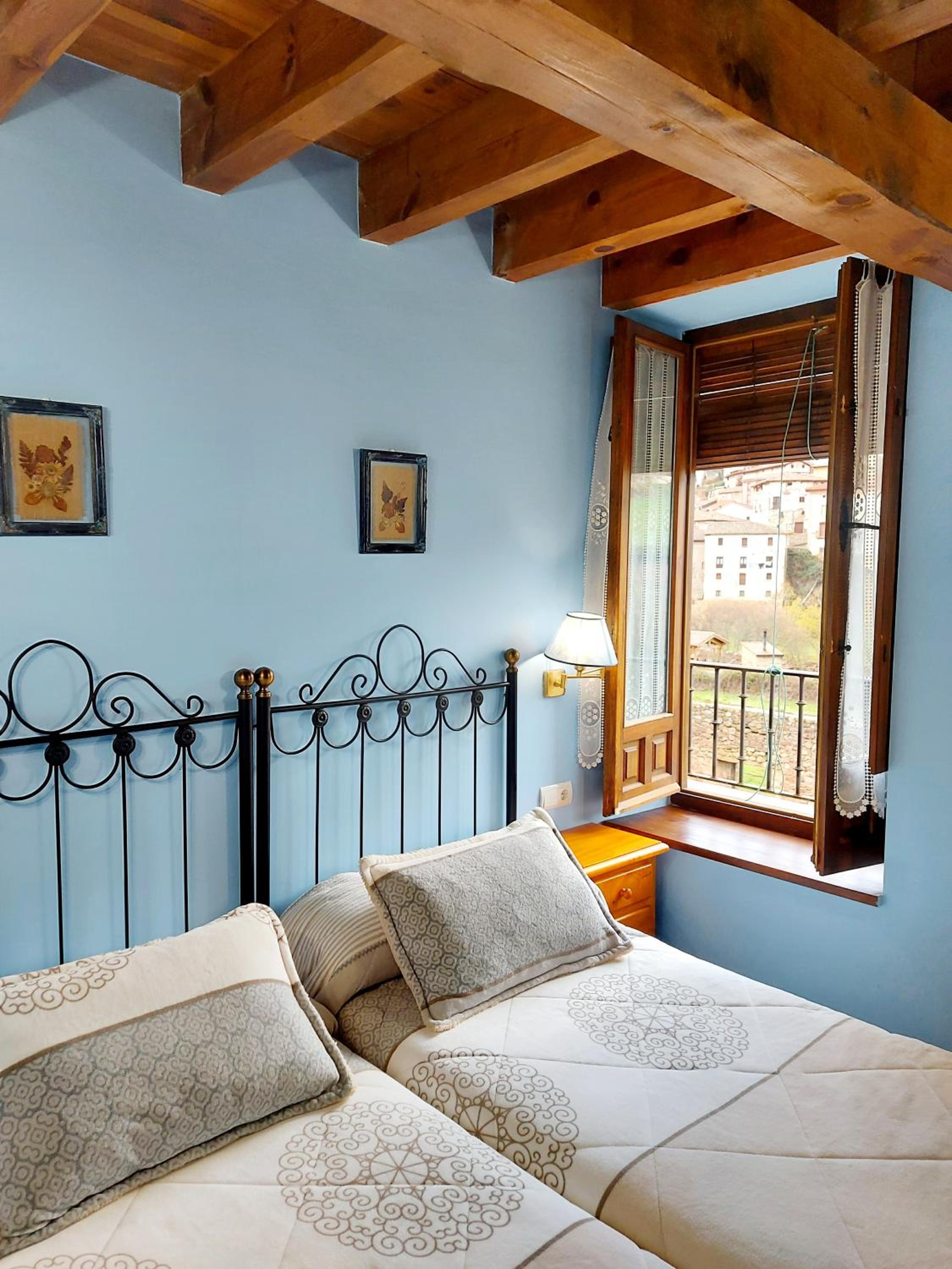 Habitación Doble con Baño Privado