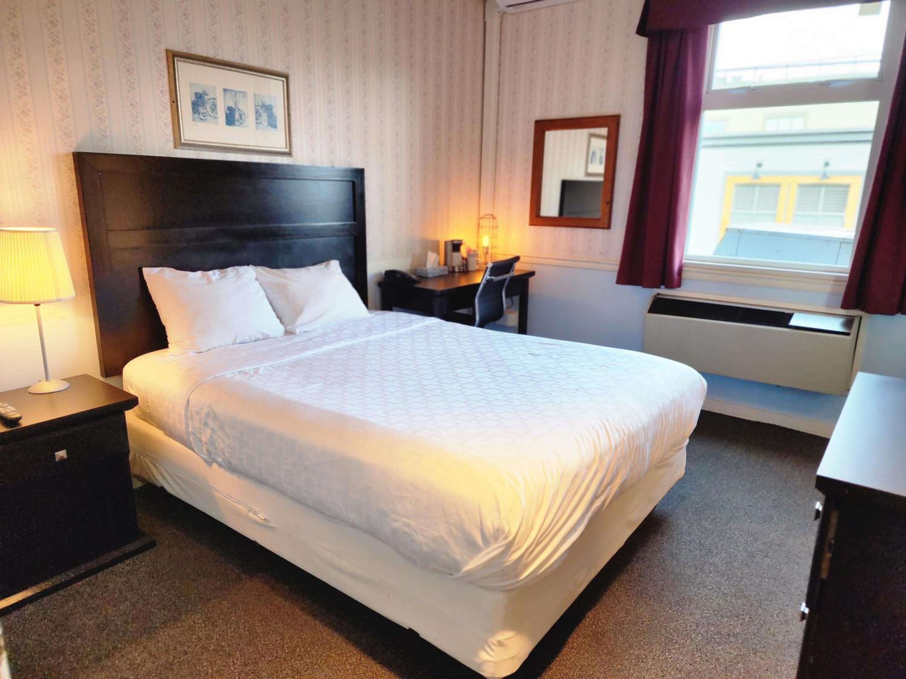 Standard Double Room photo 2