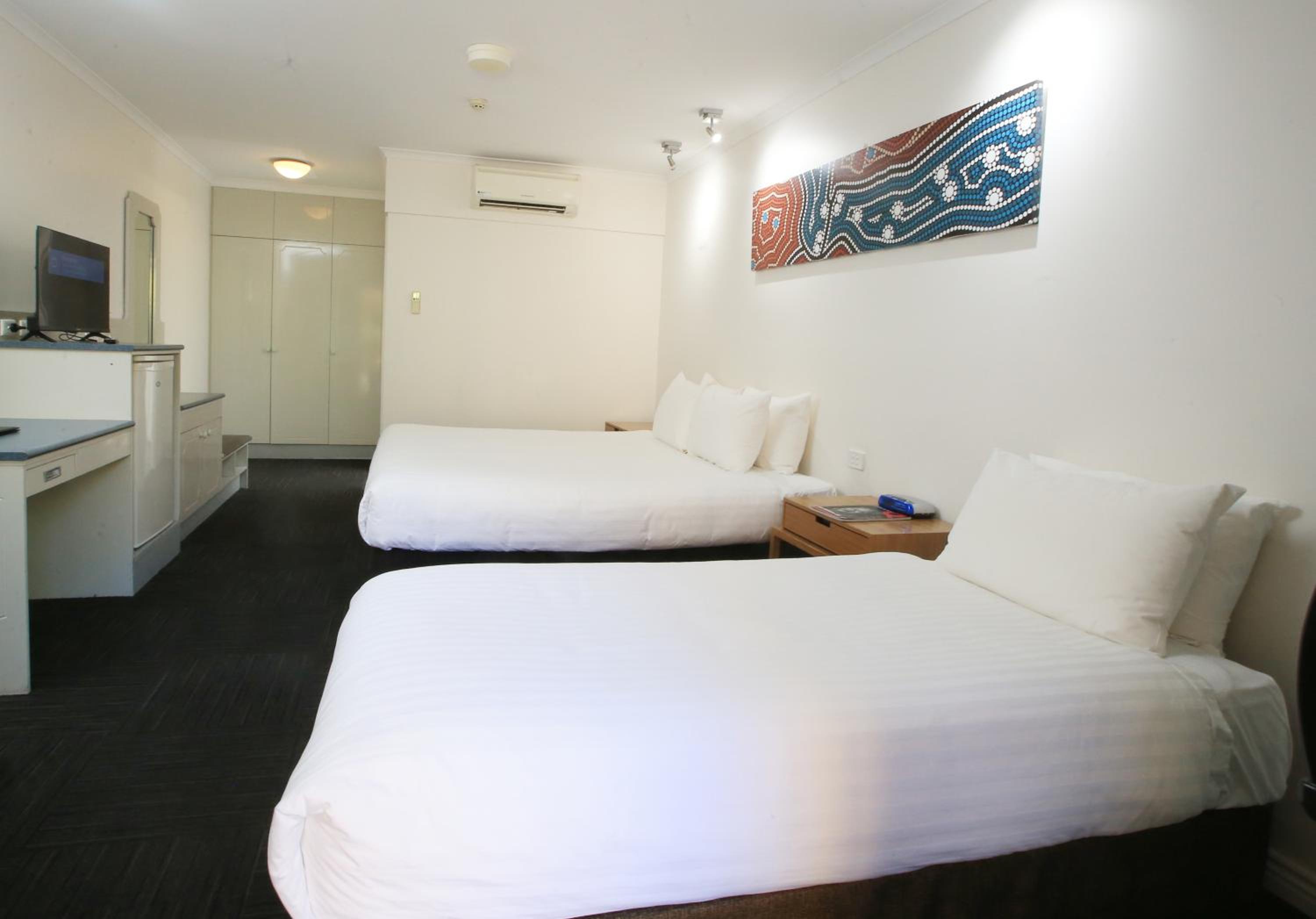 Standard Double & Single Room - Photo 2