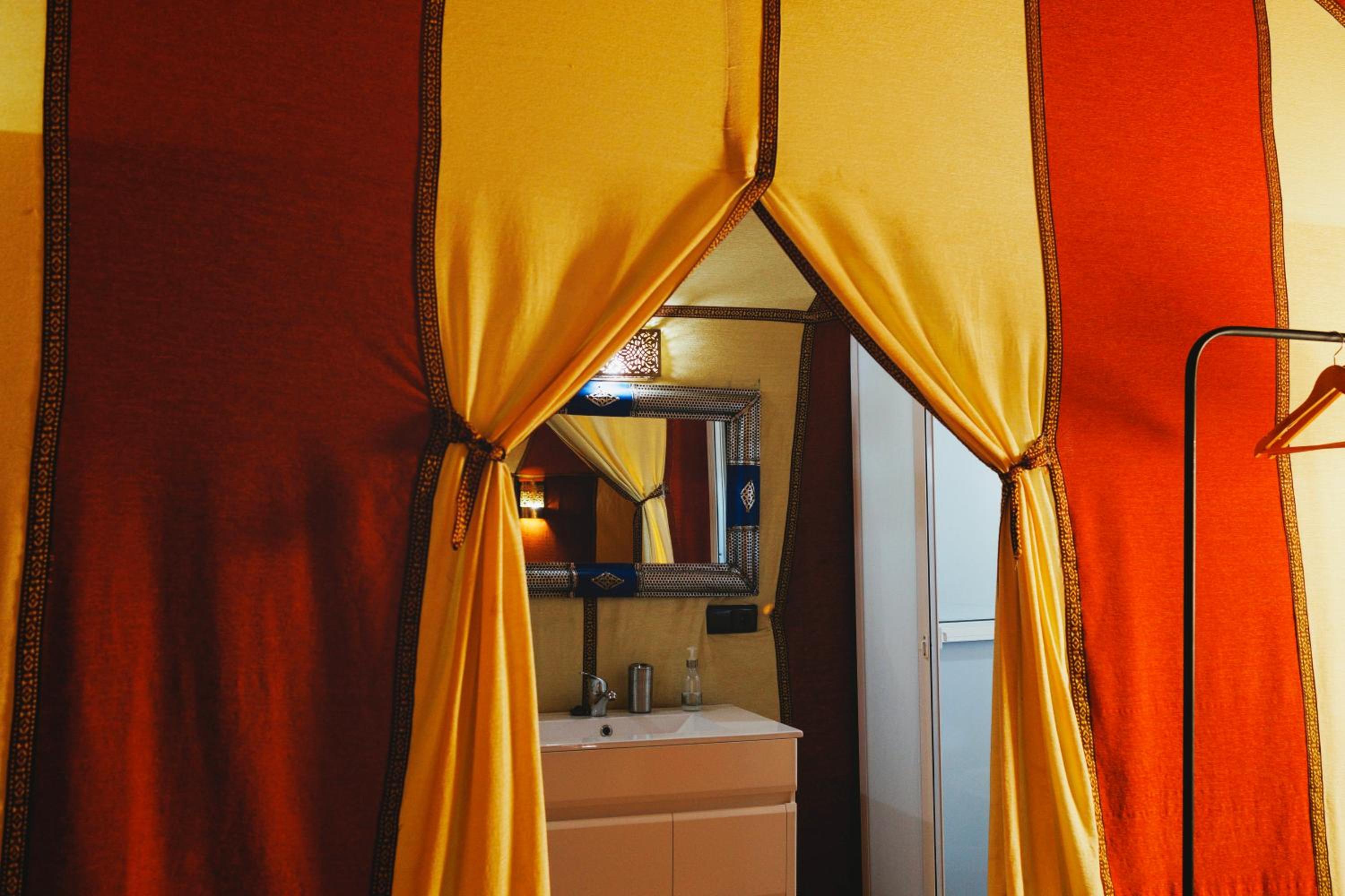 Merzouga Tent - Photo 9