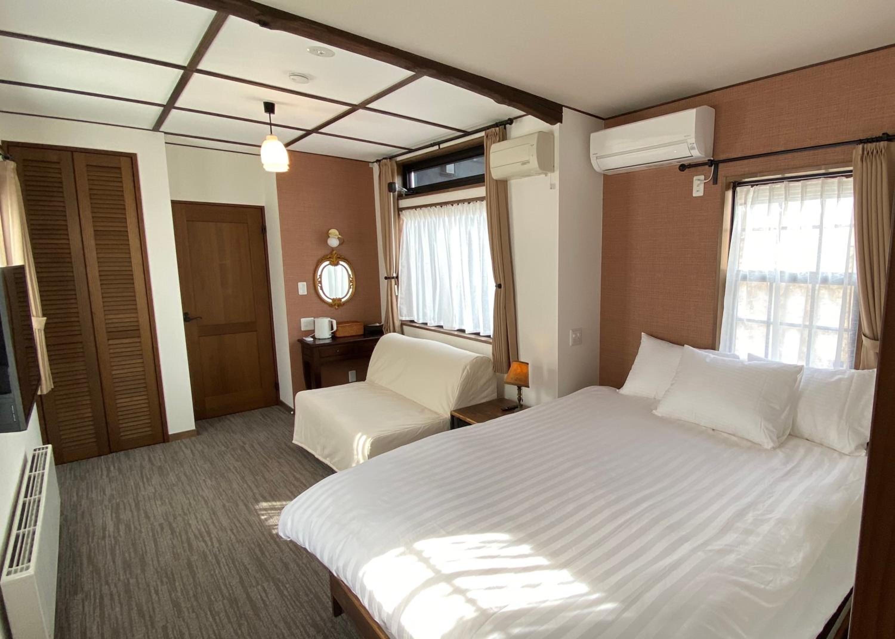Deluxe Queen Room photo 1