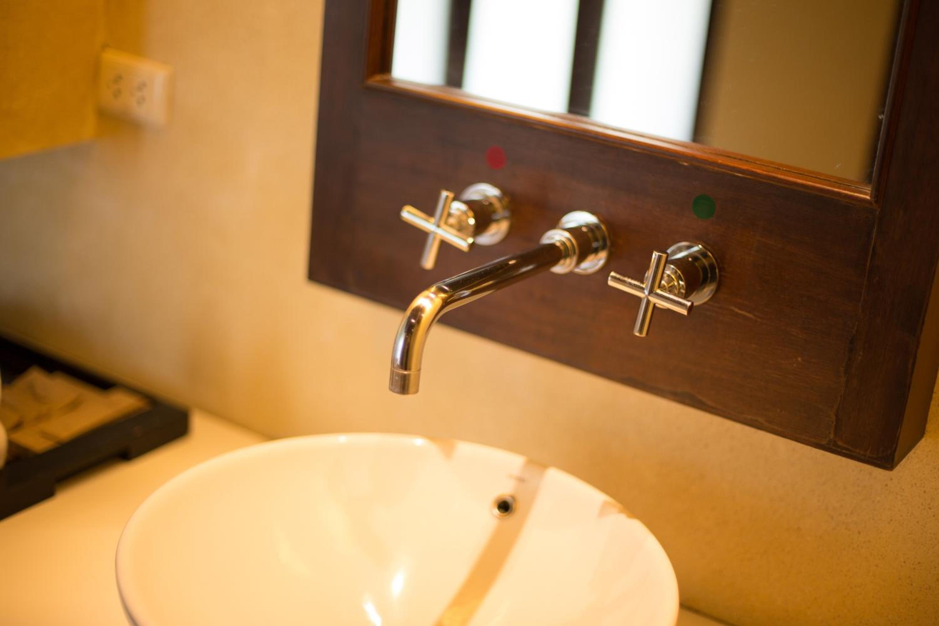 High Mountain Deluxe Double or Twin Room - Photo 9