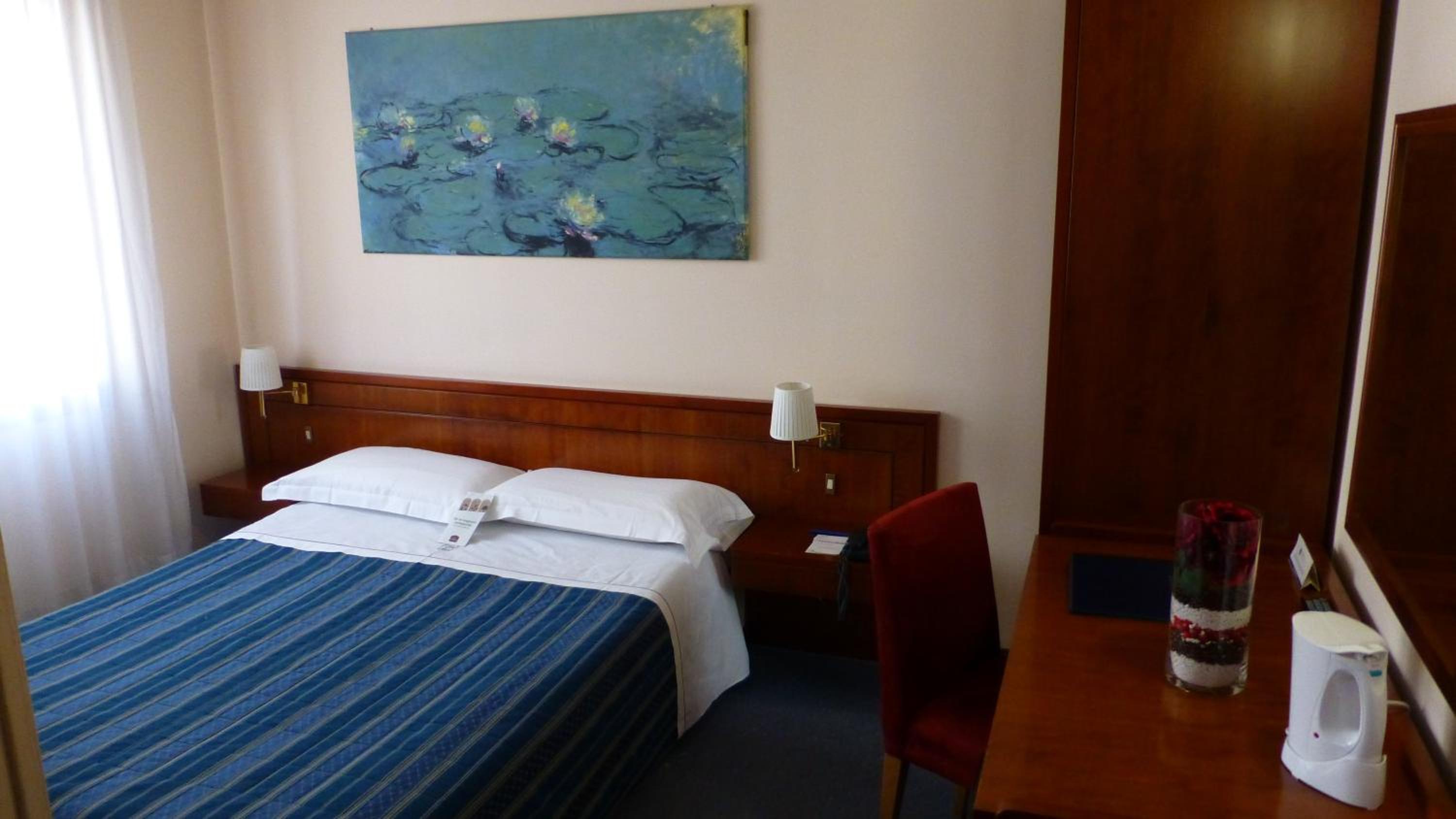 Economy Single Room - Photo 4