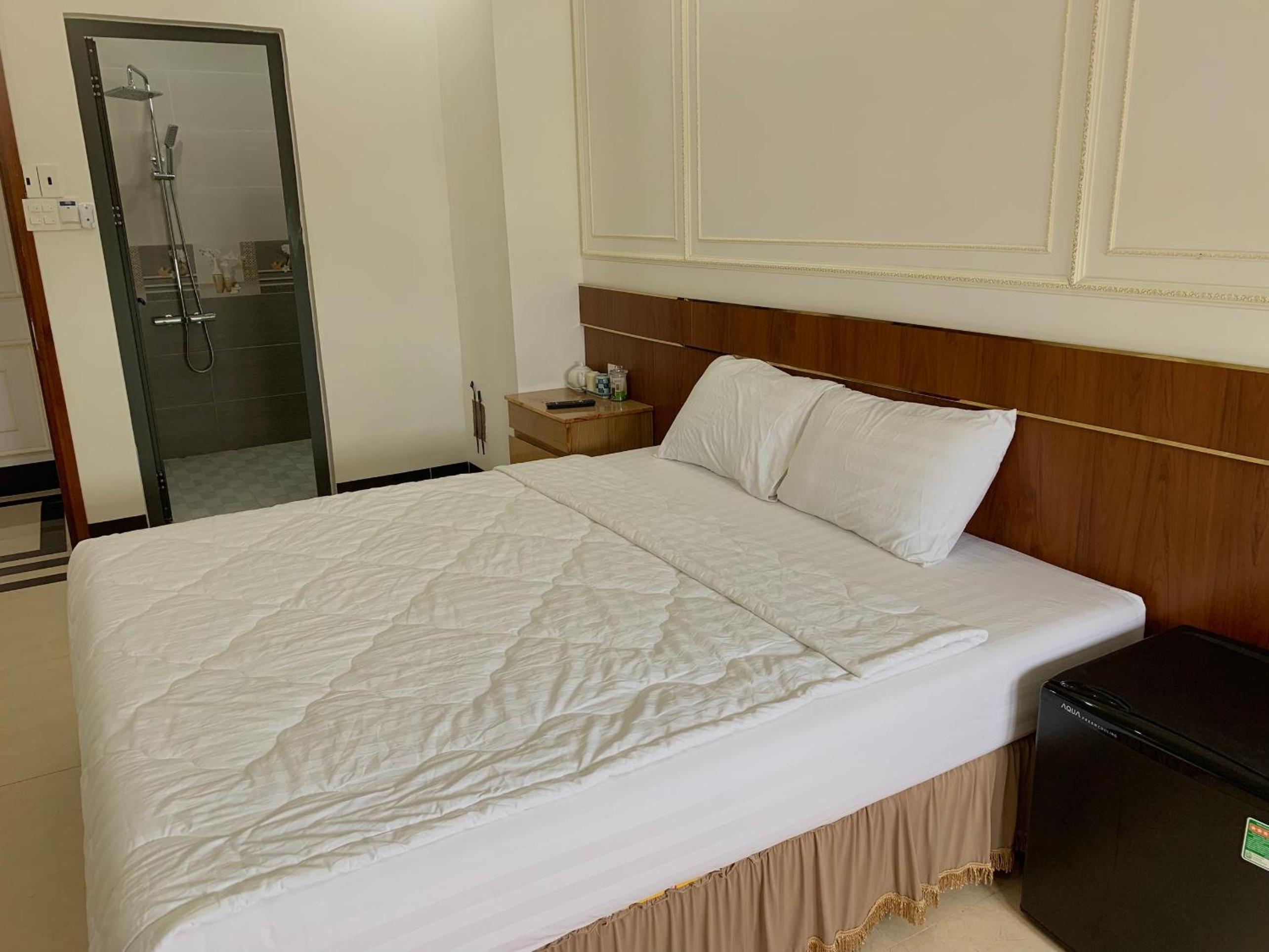 Double Room - Photo 8