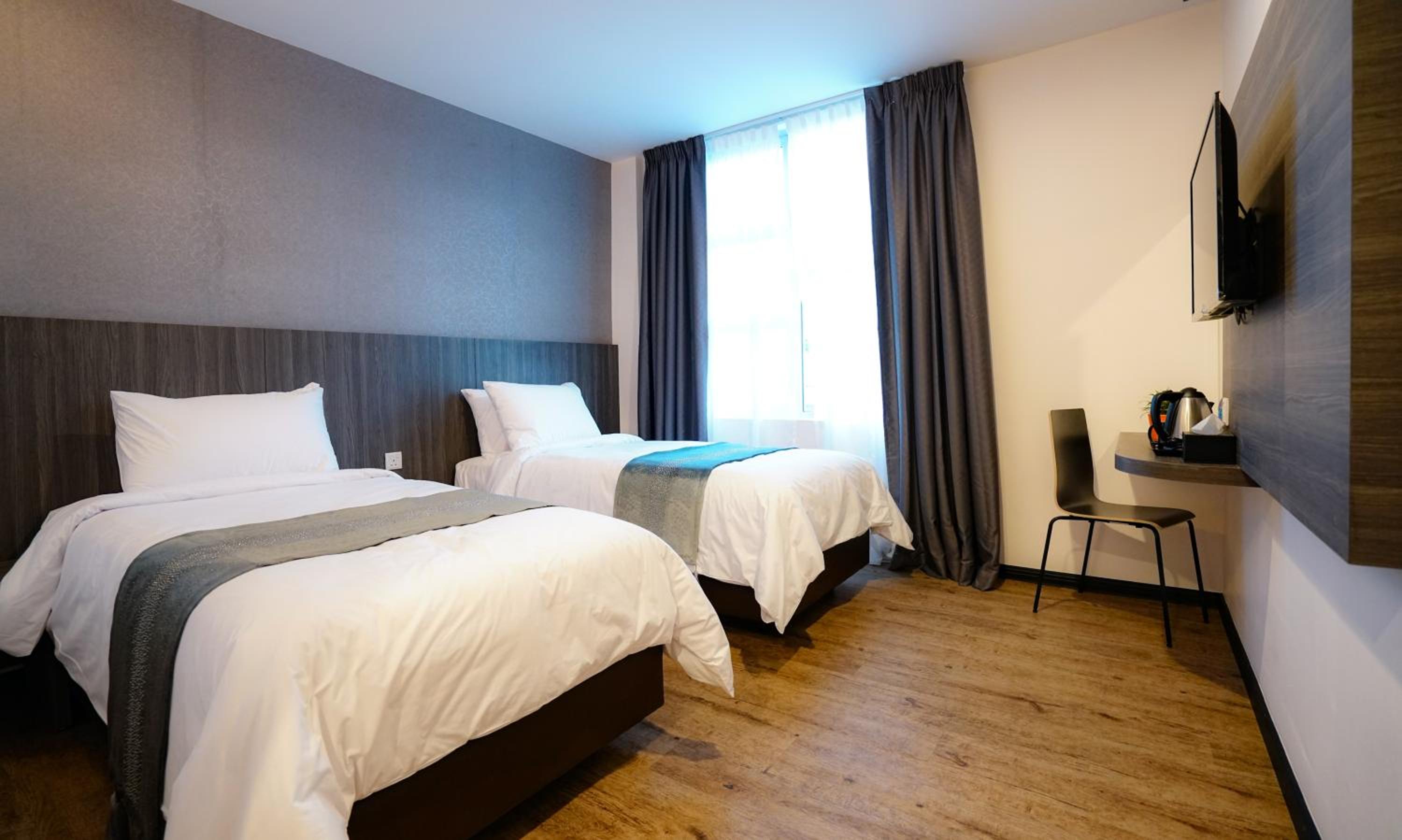 Deluxe Twin Room - Photo 1