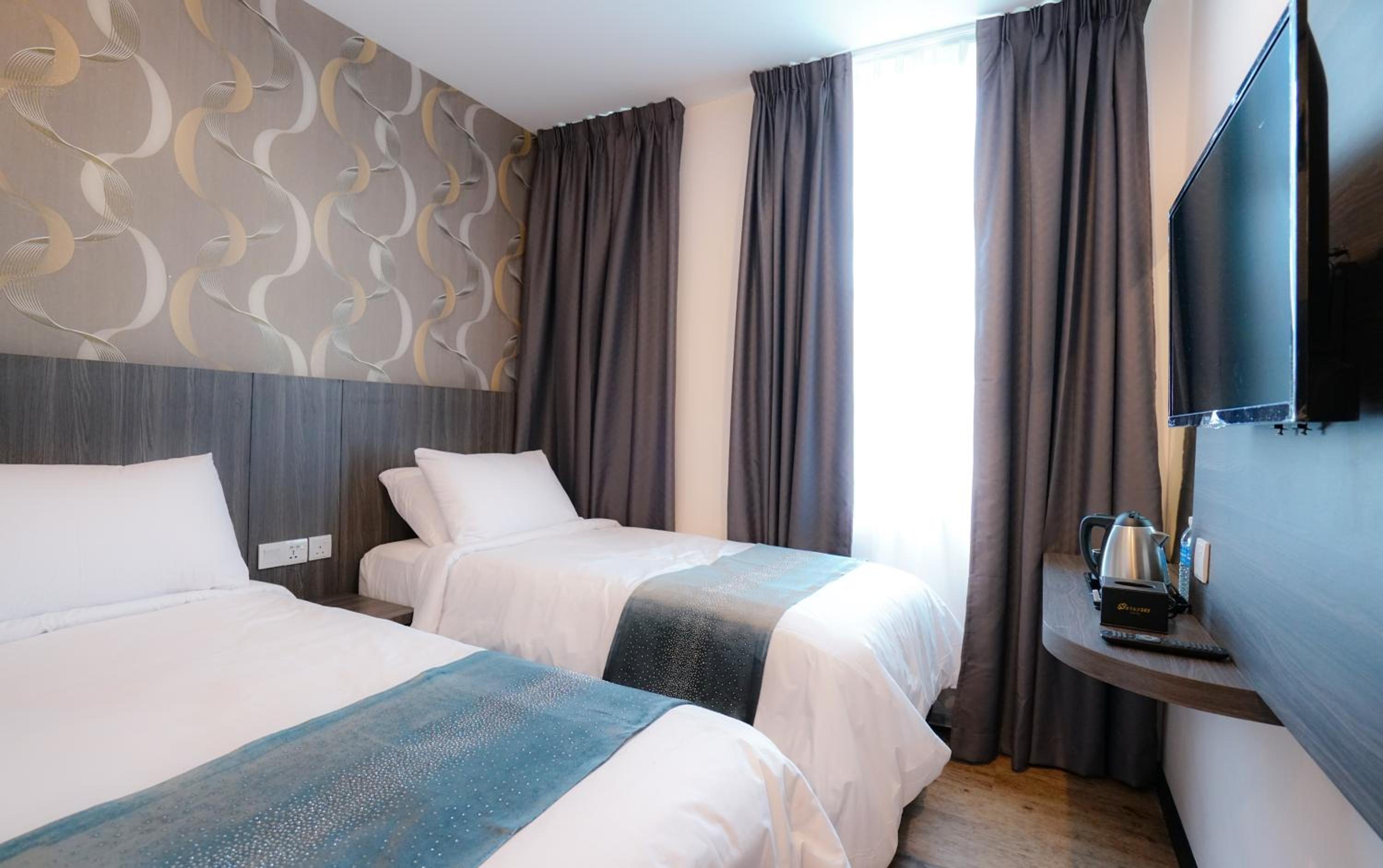 Superior Twin Room - Photo 1