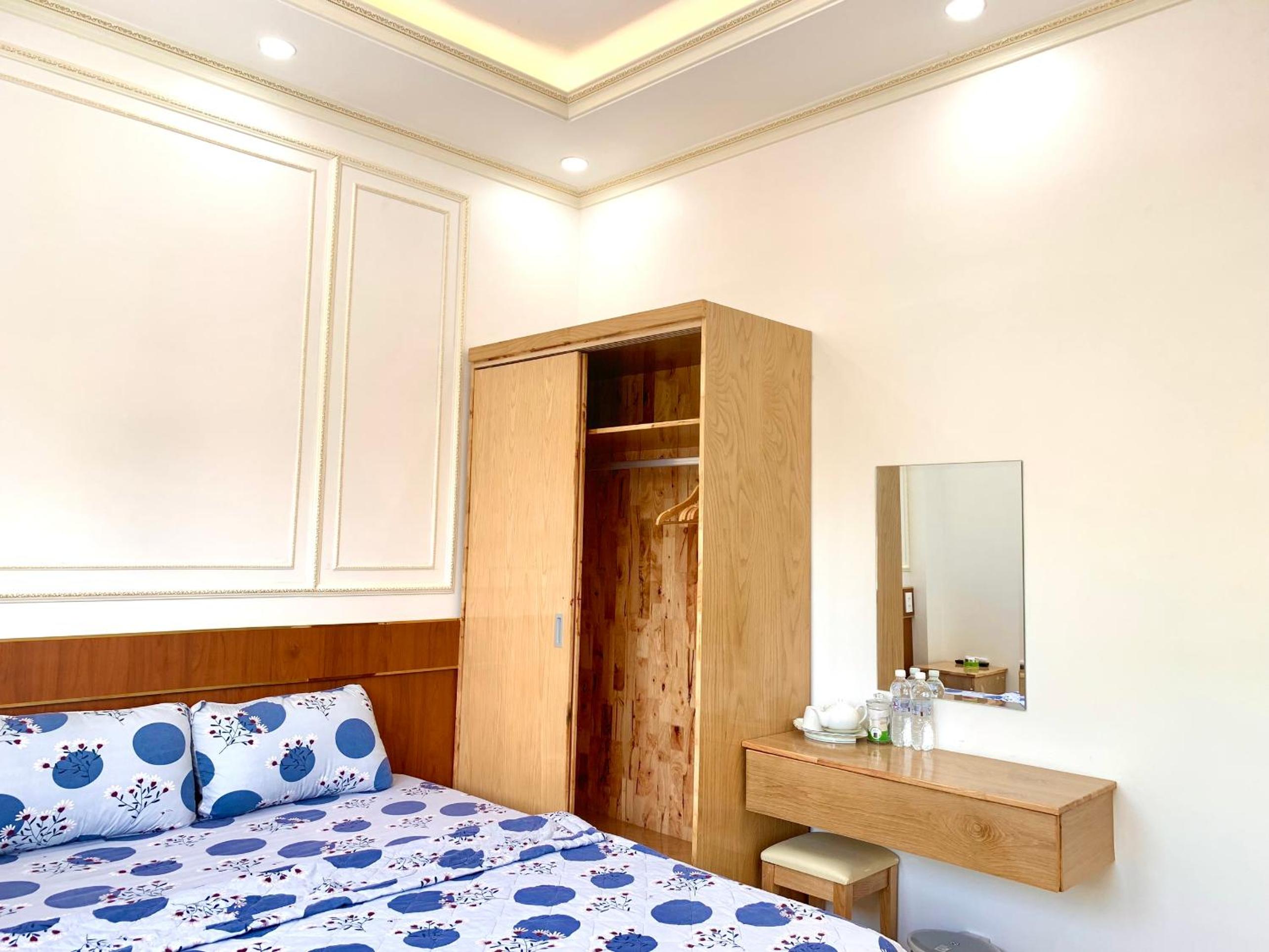 Double Room - Photo 6