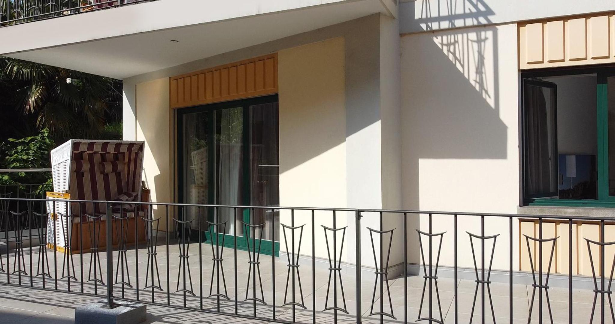 Comfort Double Room with Balcony - Photo 4