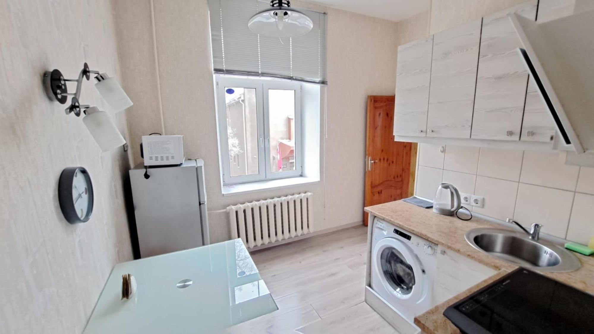 One-Bedroom Apartment - Photo 10