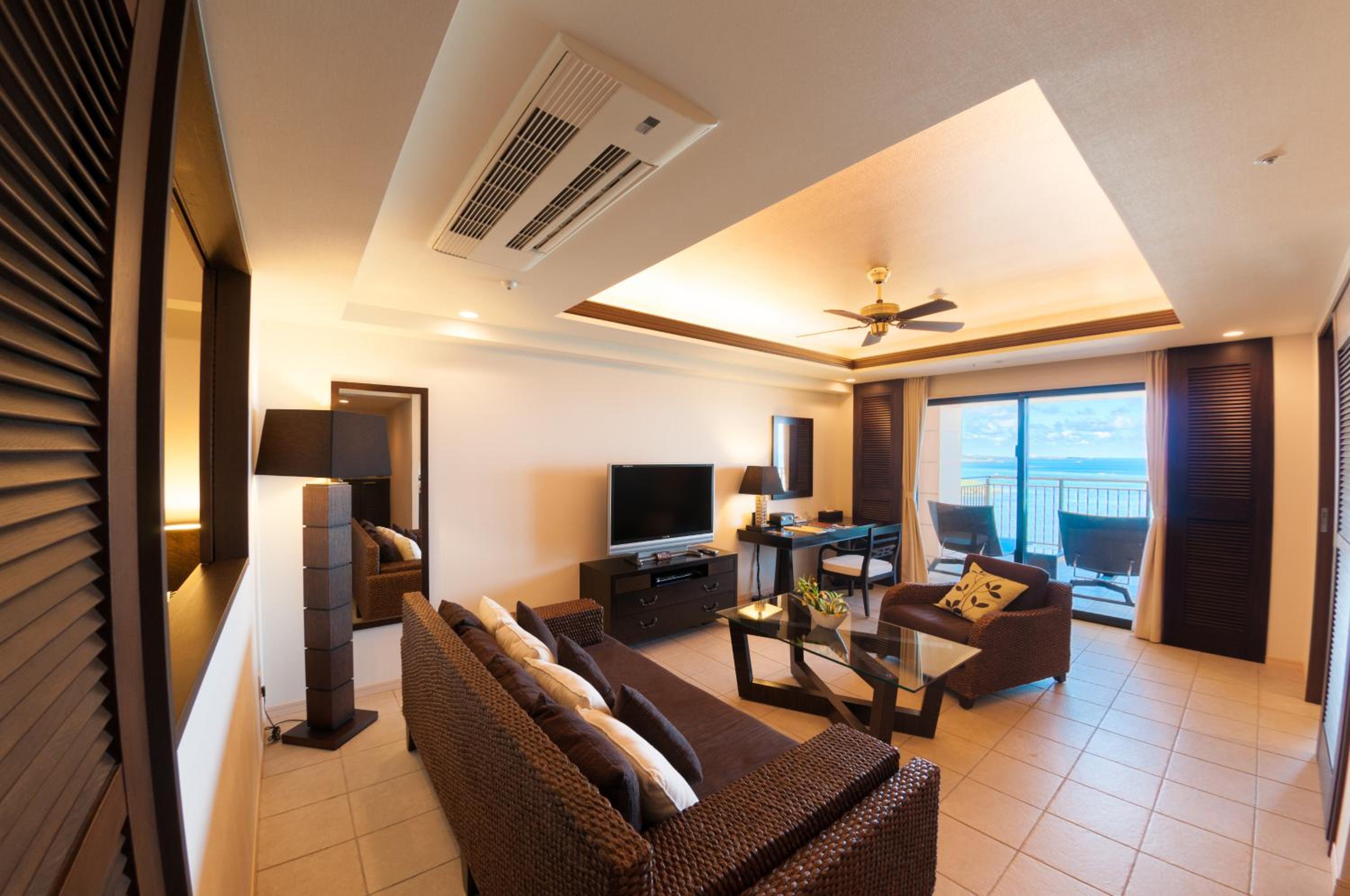 Suite with Sea View in Hotel Bldg - Photo 13