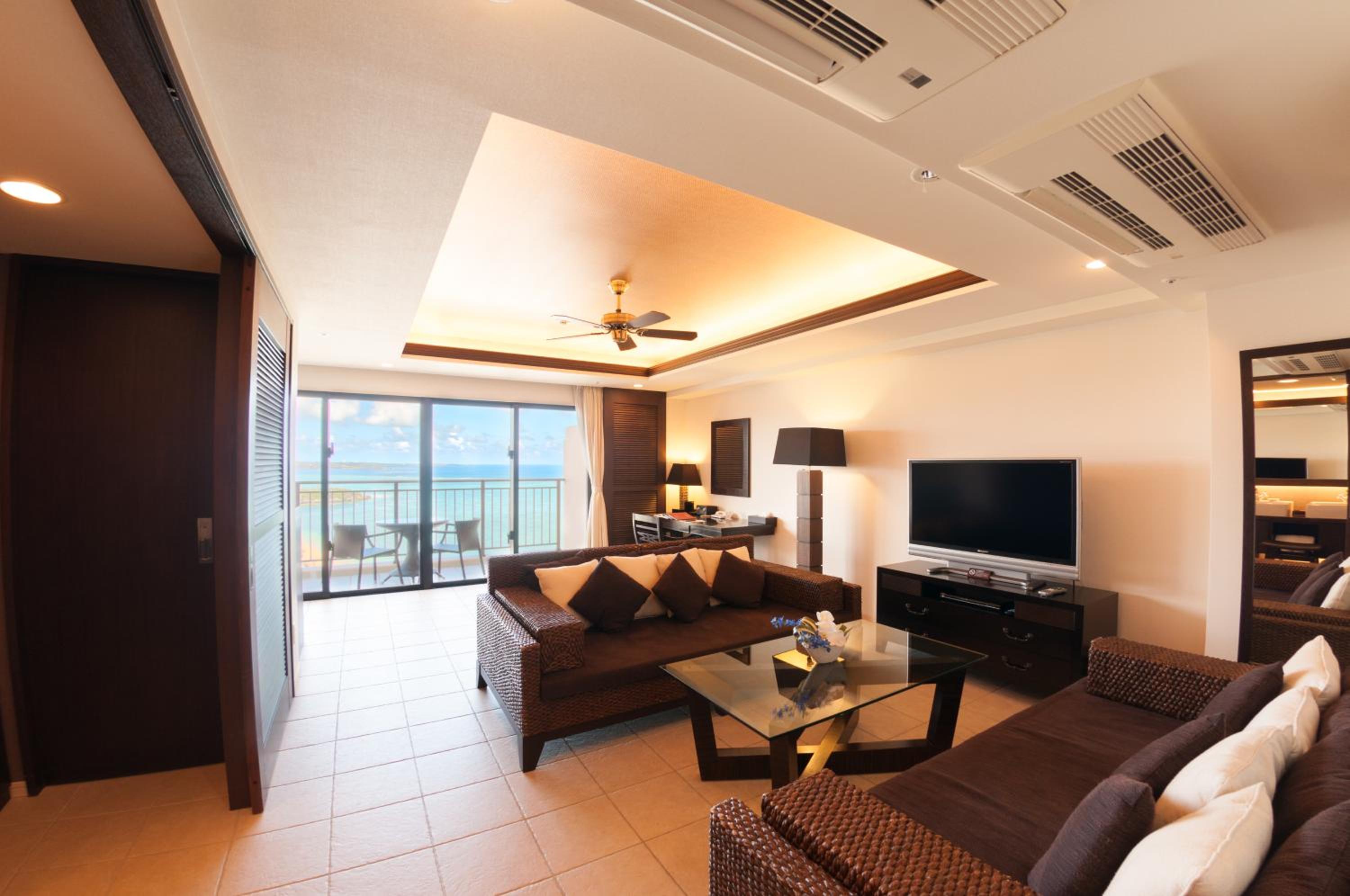 Suite with Sea View in Hotel Bldg - Photo 9
