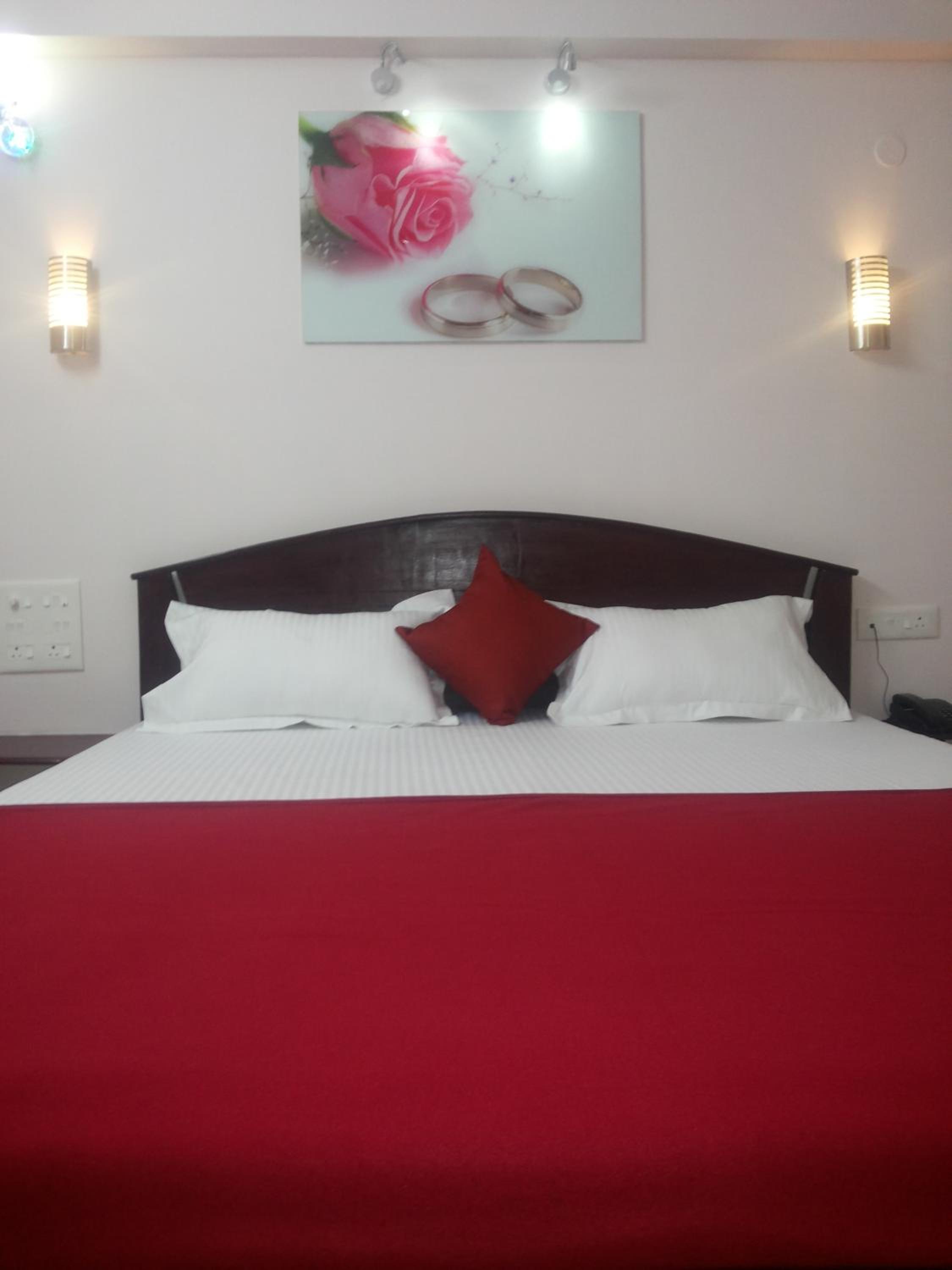 Standard Double Room - Photo 4