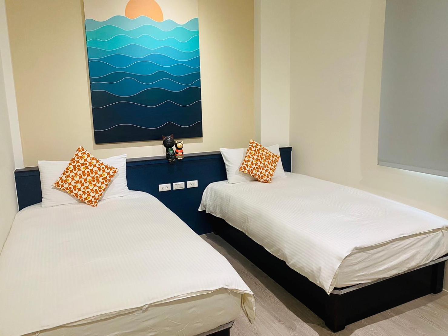 Standard Twin Room photo 2