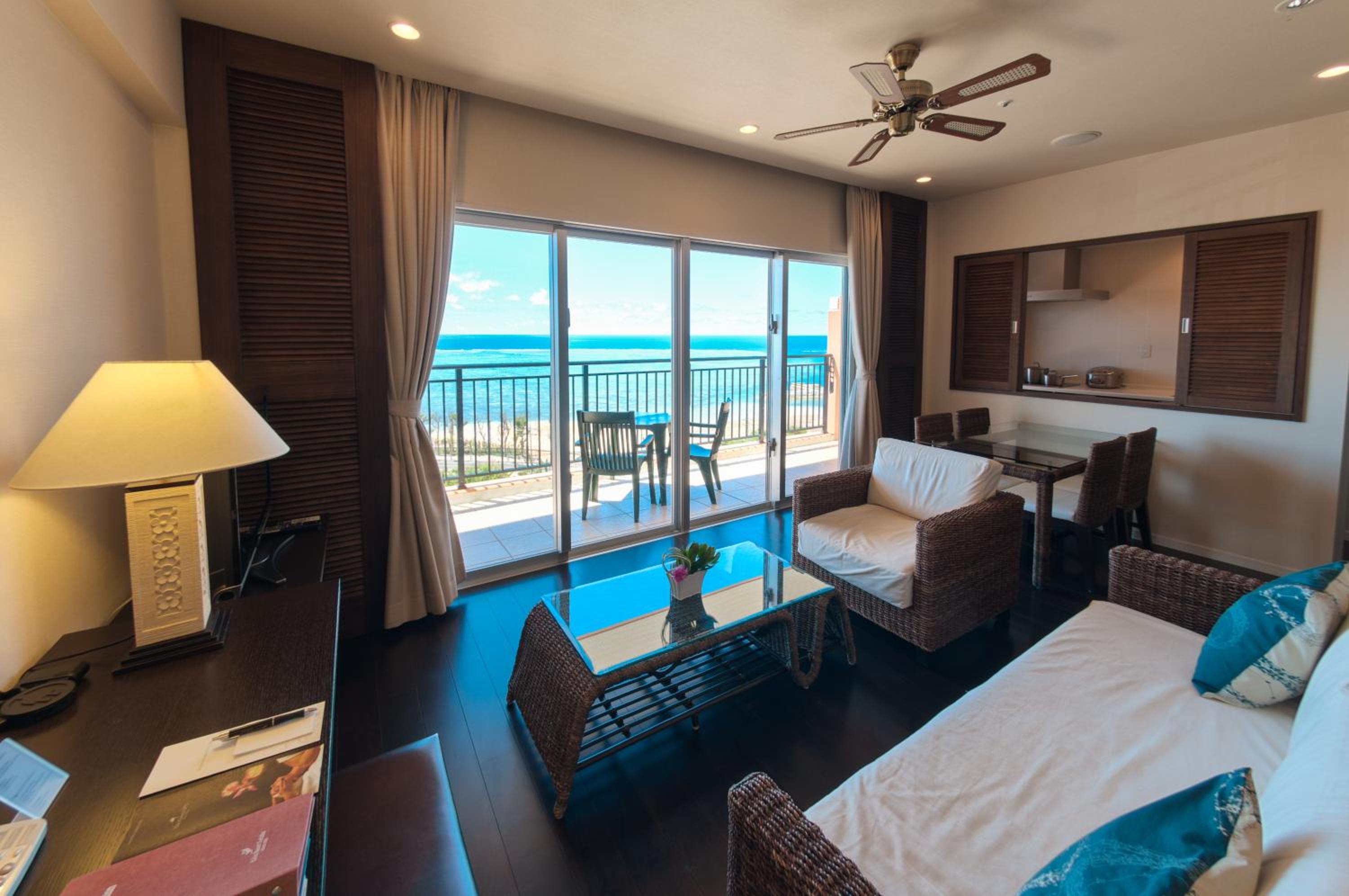 Suite in Condo Bldg (Quadruple Occupancy) - Photo 4