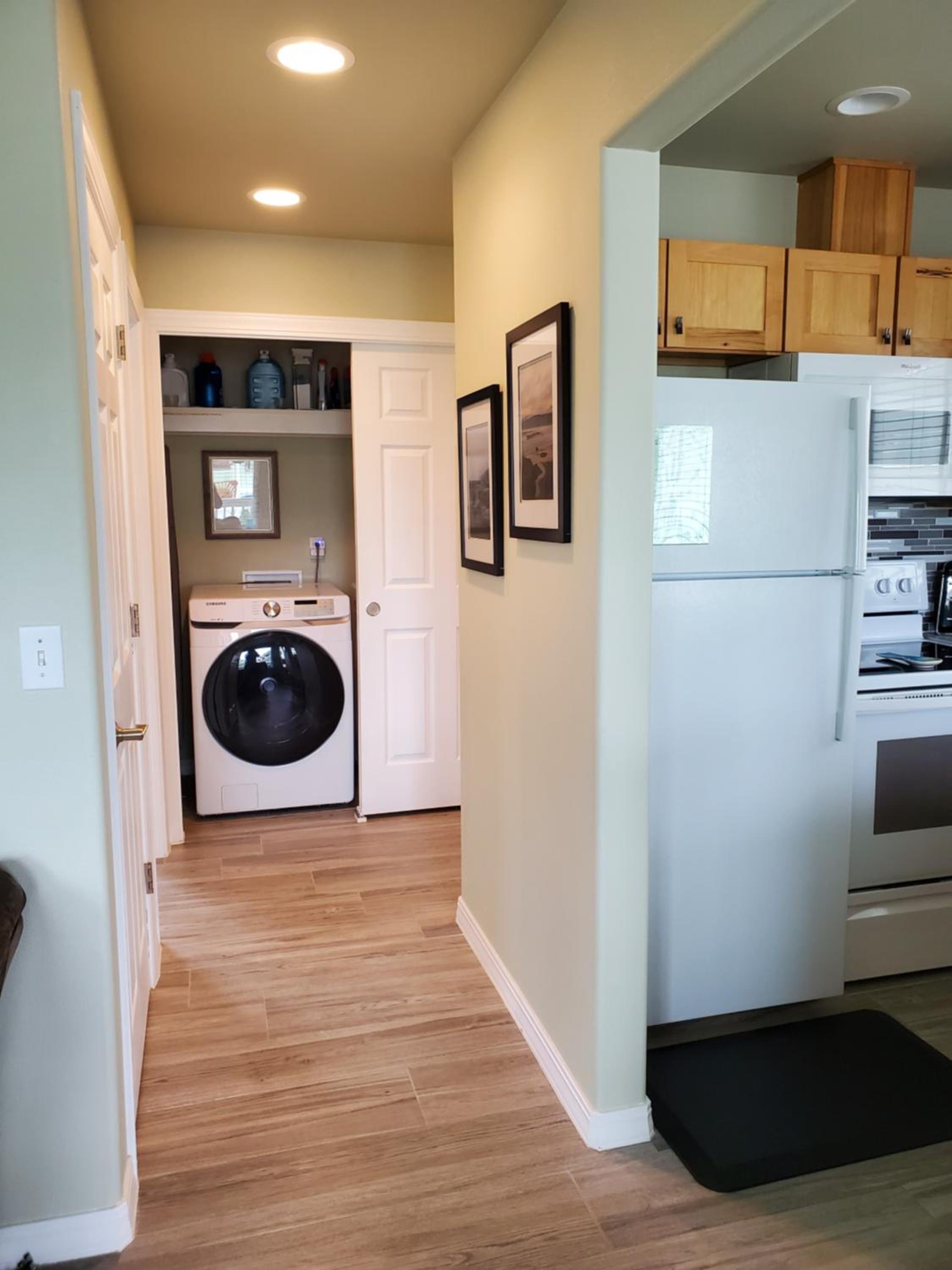 Three-Bedroom House photo 3