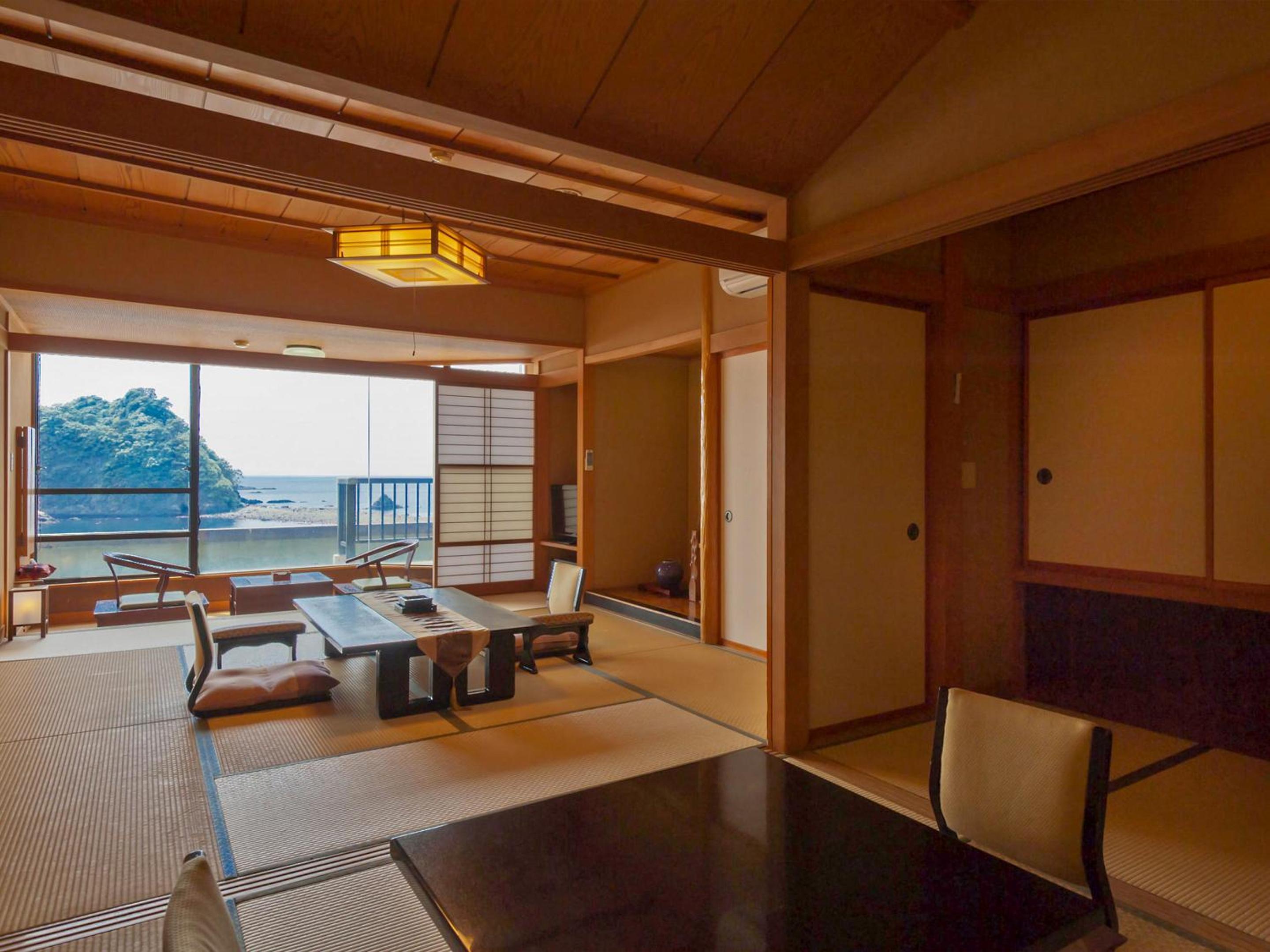 Japanese-Style Superior Room
