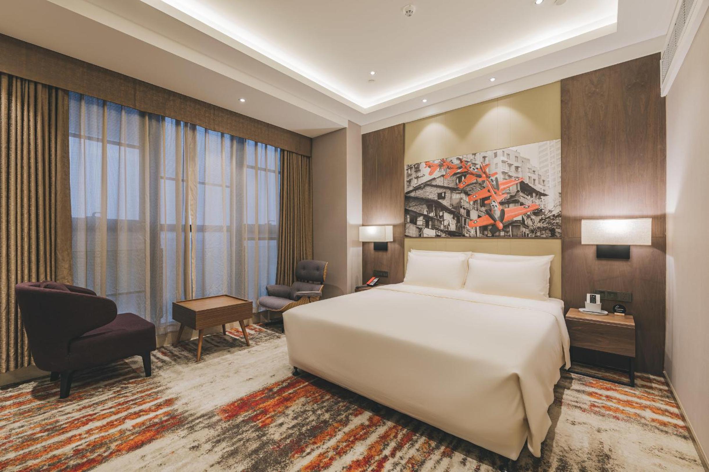 Deluxe Suite photo 1