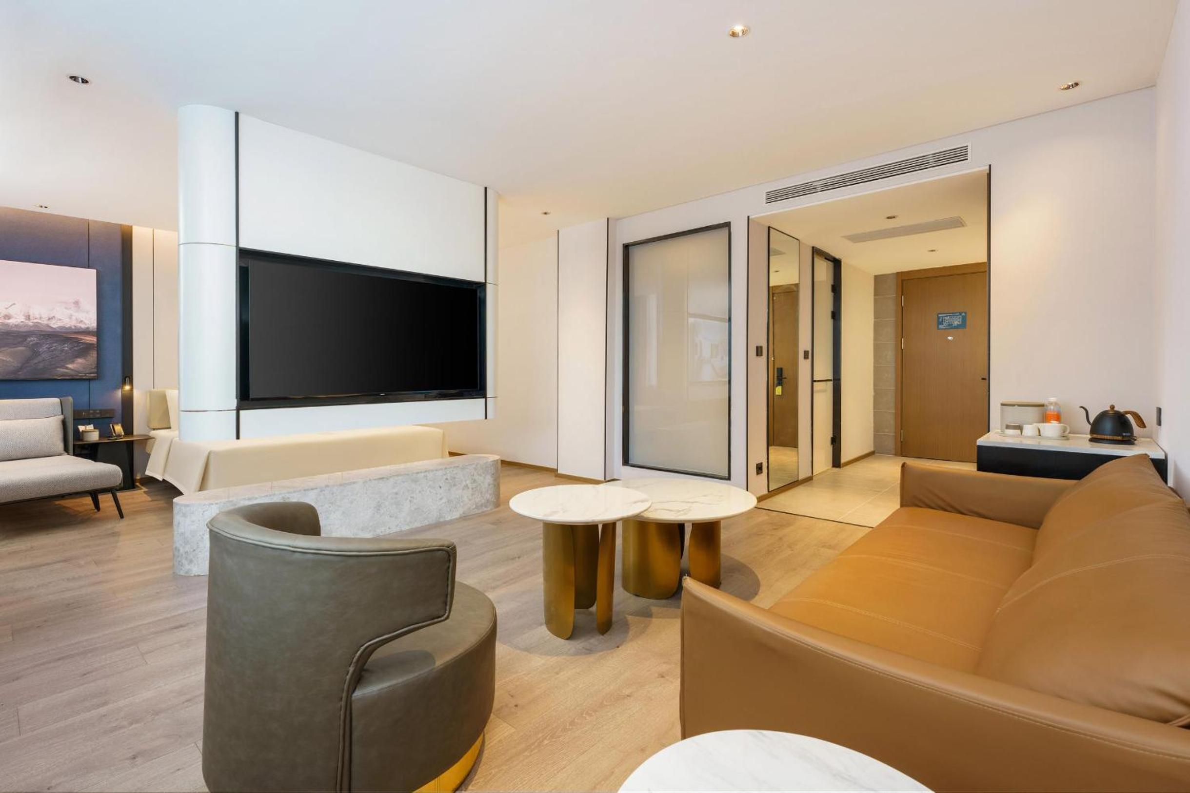 Jimu Suite  photo 2