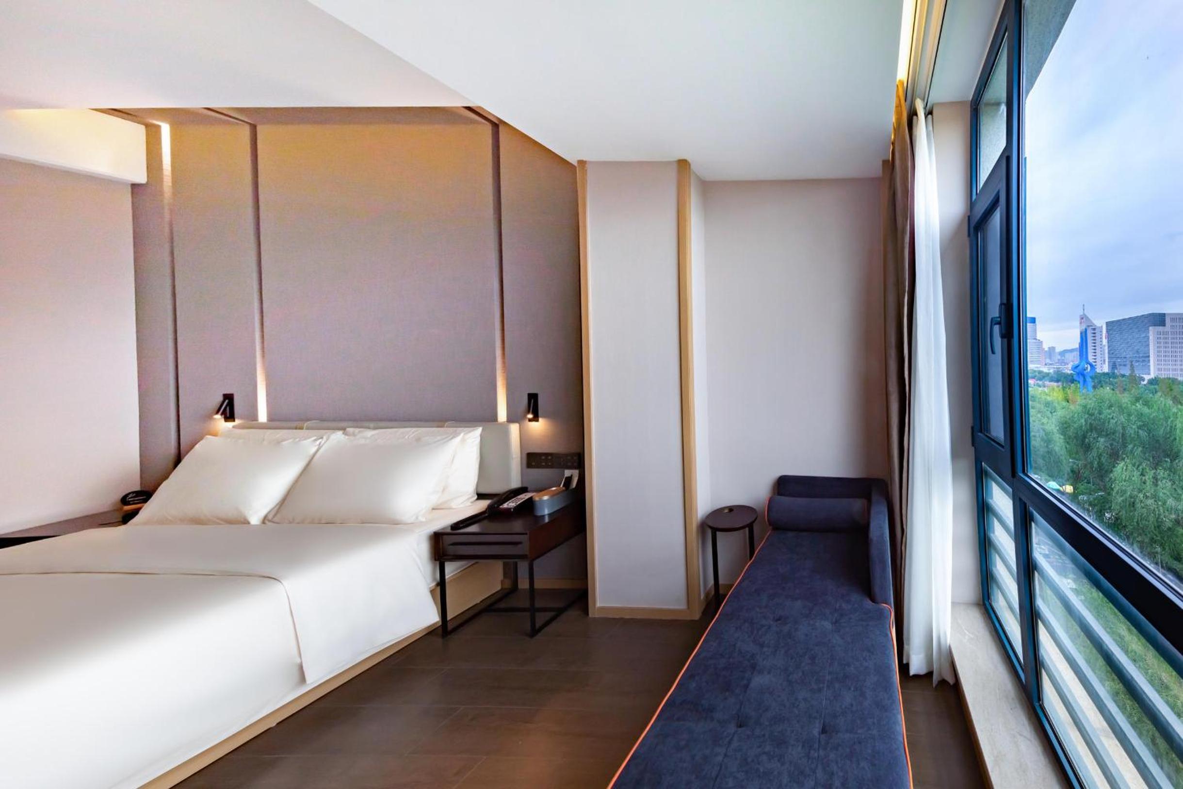Jimu Double Room with View
