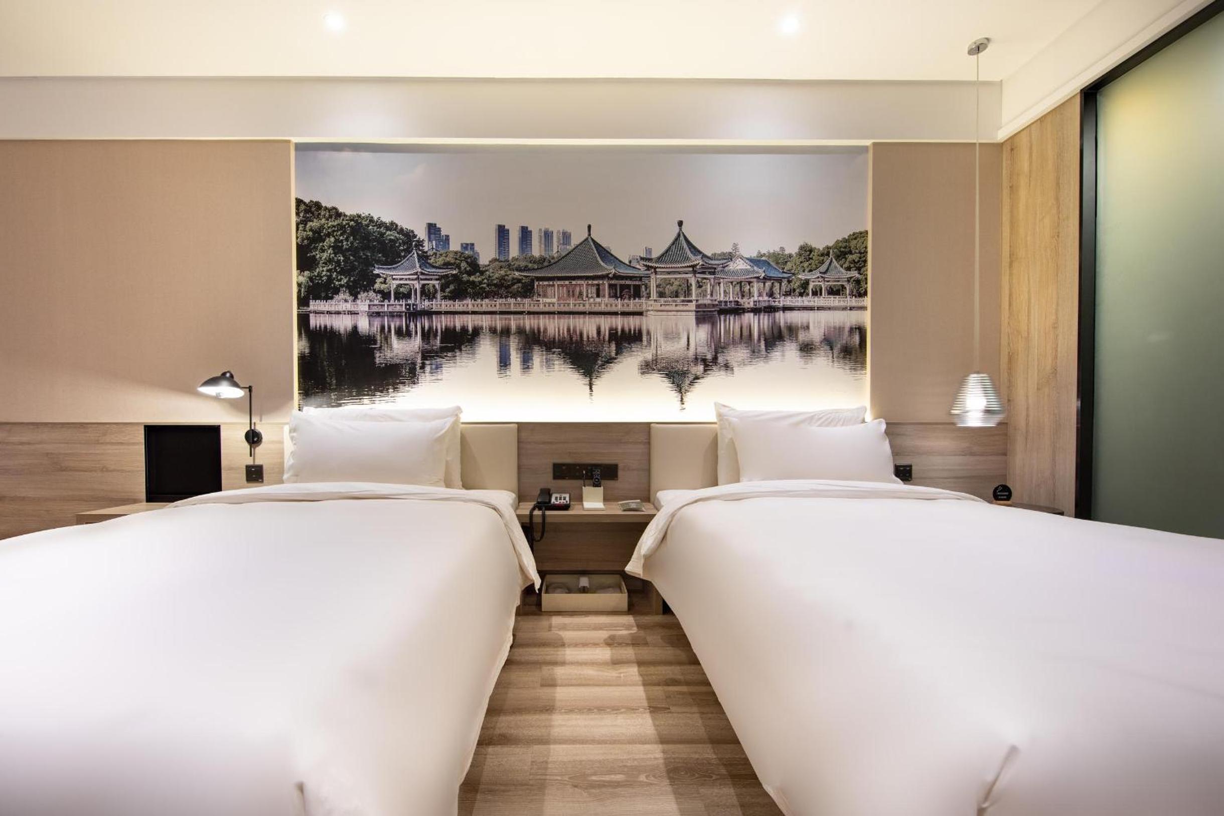 Superior Twin Room photo 2